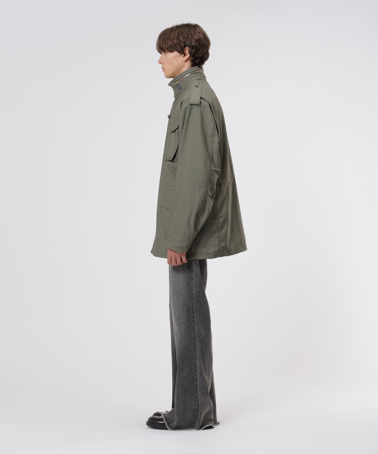 187cm C:80 W:70 H:91 着用サイズ:L