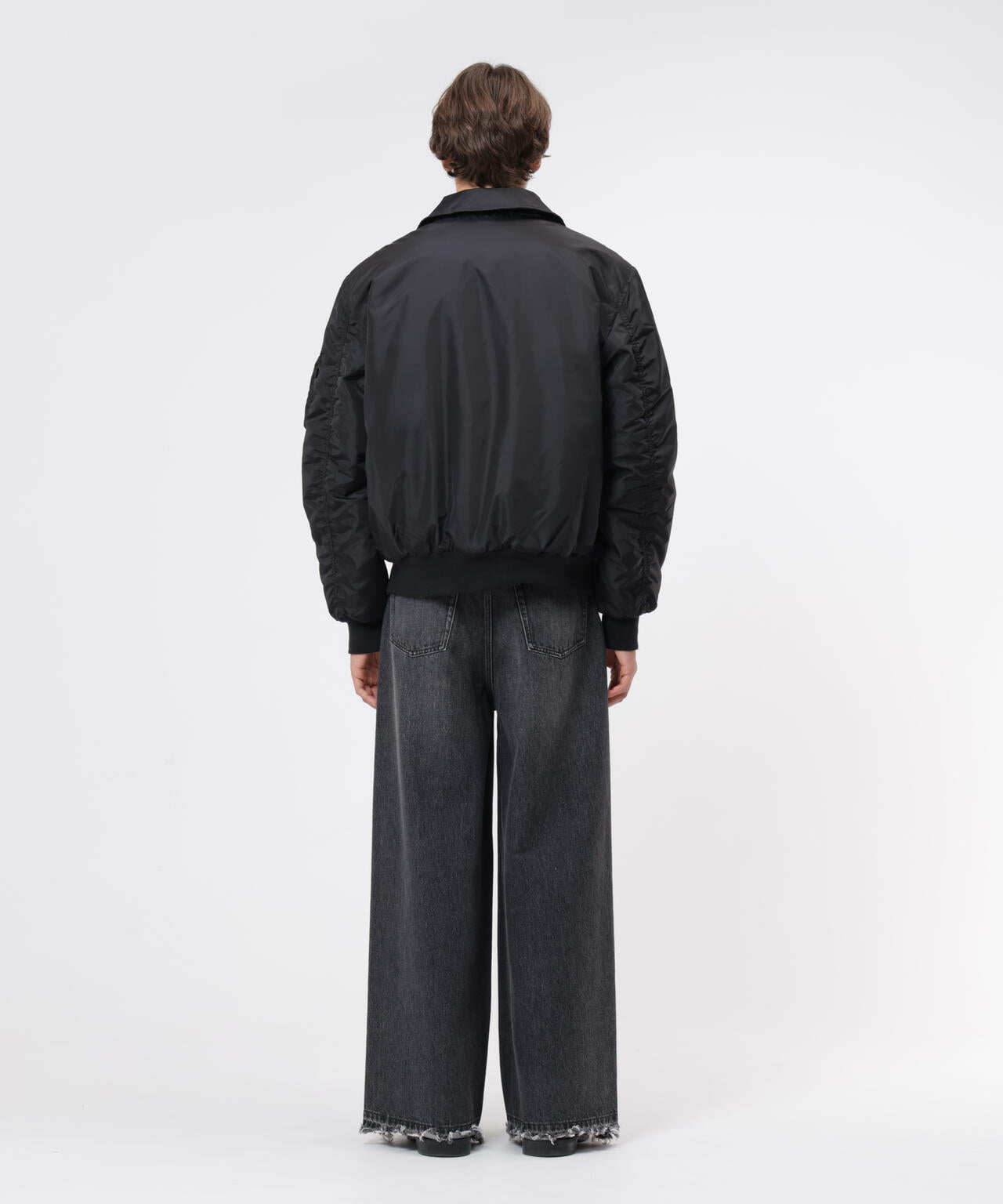 187cm C:80 W:70 H:91 着用サイズ:L