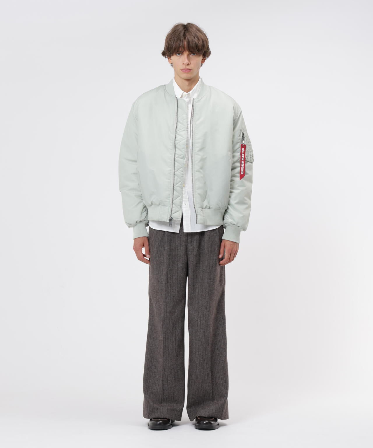 187cm C:80 W:70 H:91 着用サイズ:L