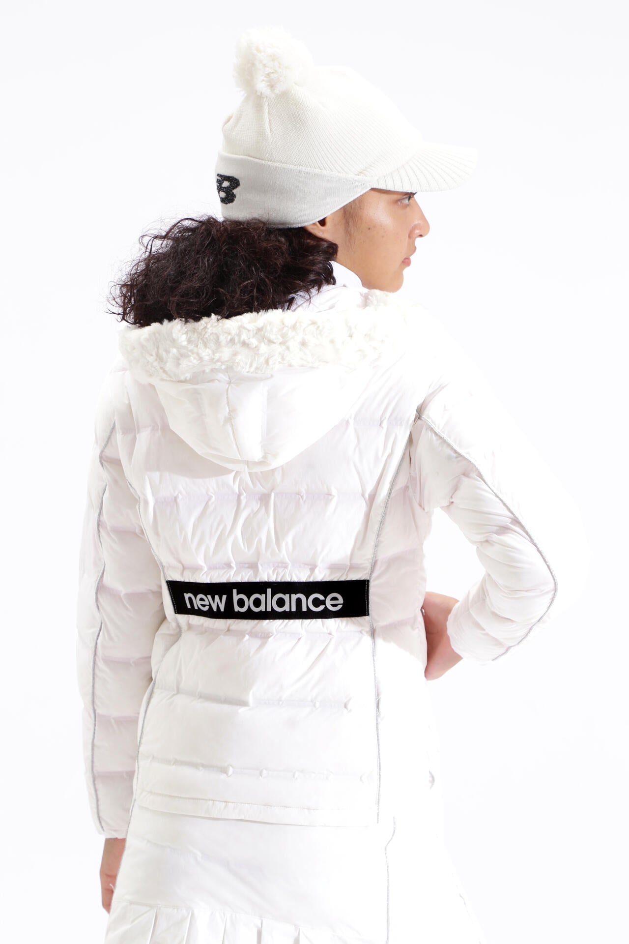 脱着ファーフード付き ライトダウン フルジップ ジャケット (WOMENS