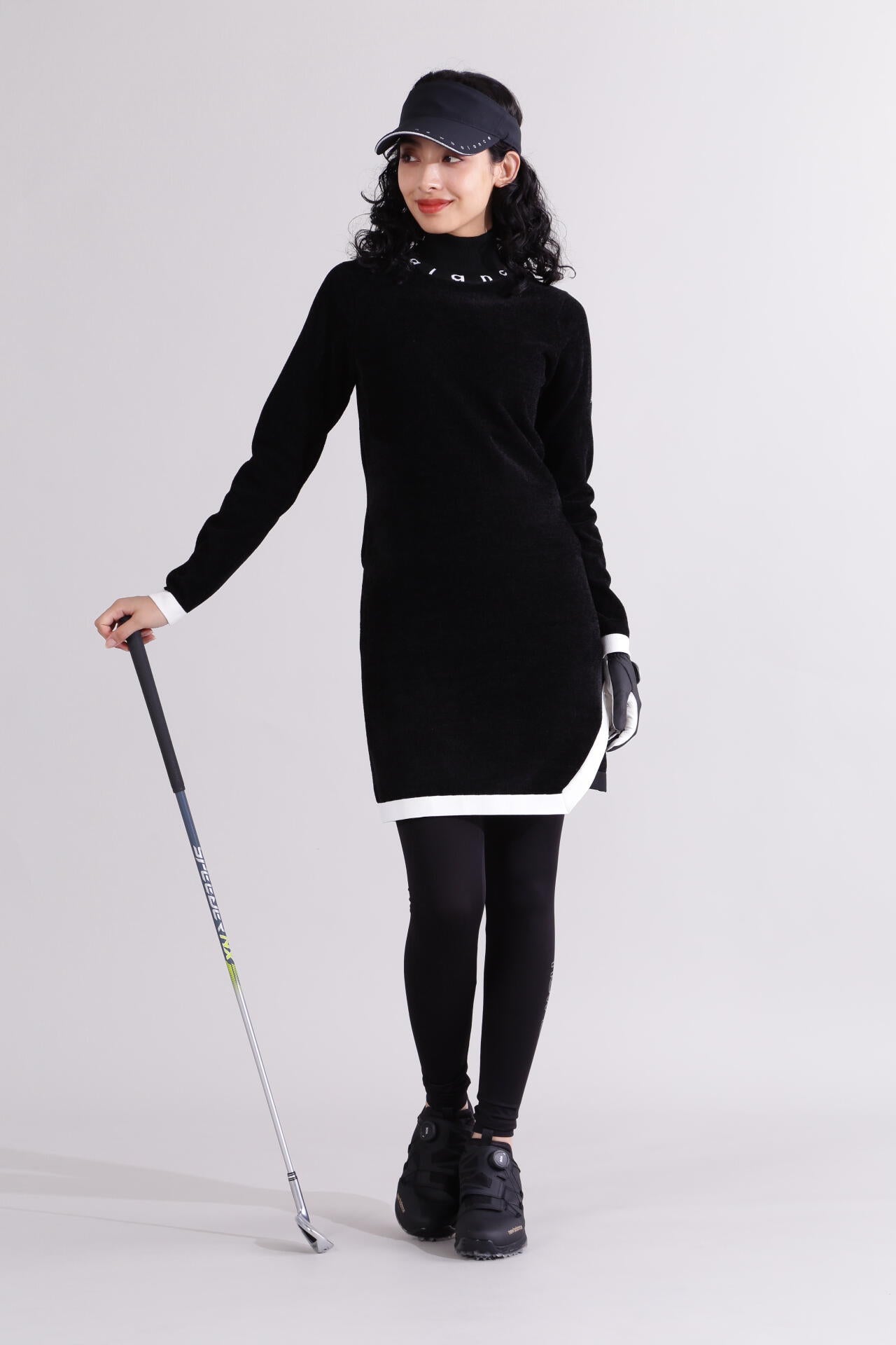 ニューバランスゴルフ　ニットワンピース 直営店舗限定】モックネック ニット ワンピース (WOMENS) | new