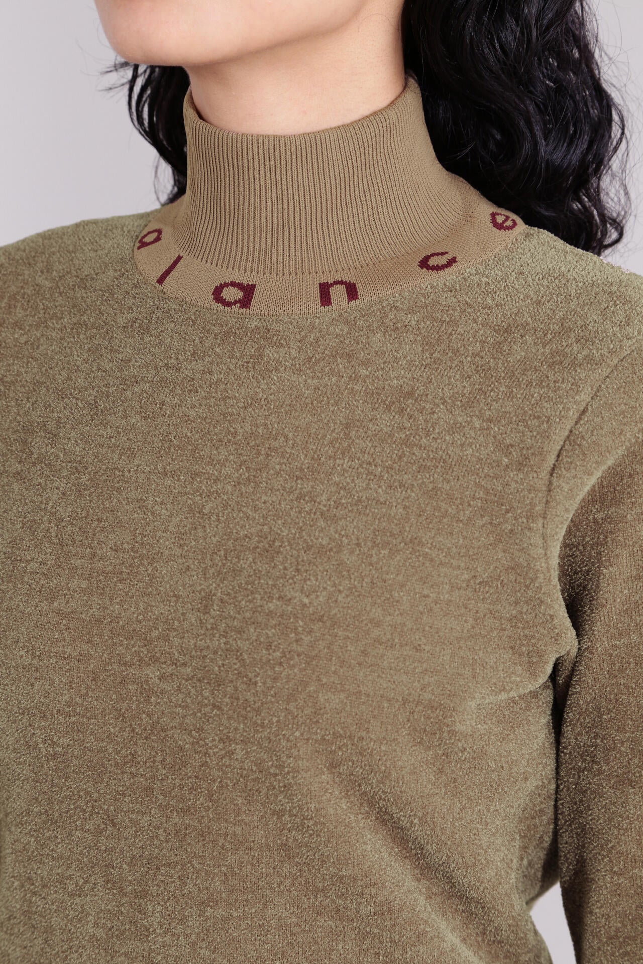 【直営店舗限定】モックネック ニット ワンピース (WOMENS)