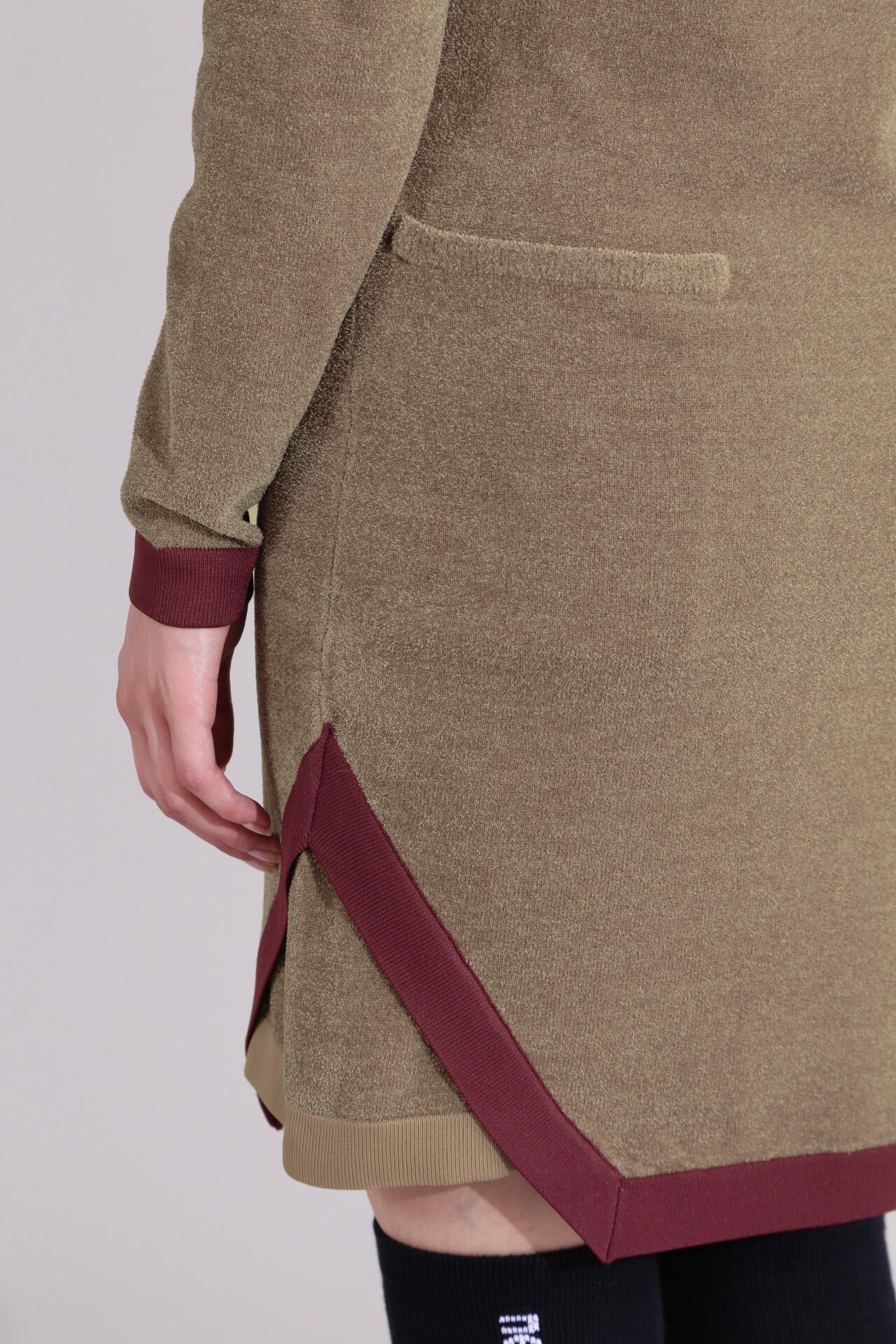 【直営店舗限定】モックネック ニット ワンピース (WOMENS)