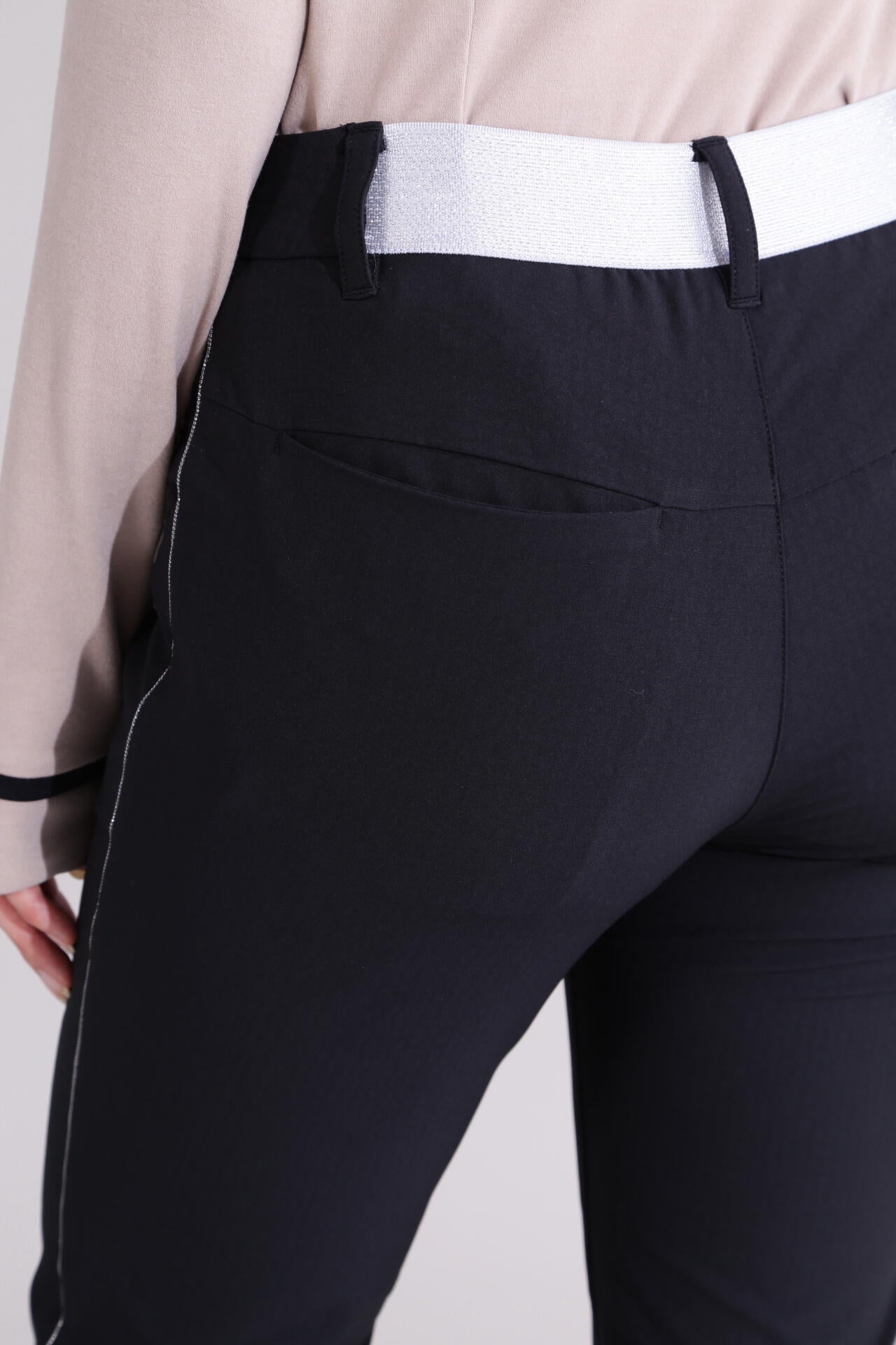 【直営店舗限定】4WAYストレッチ スリム ロングパンツ (WOMENS)