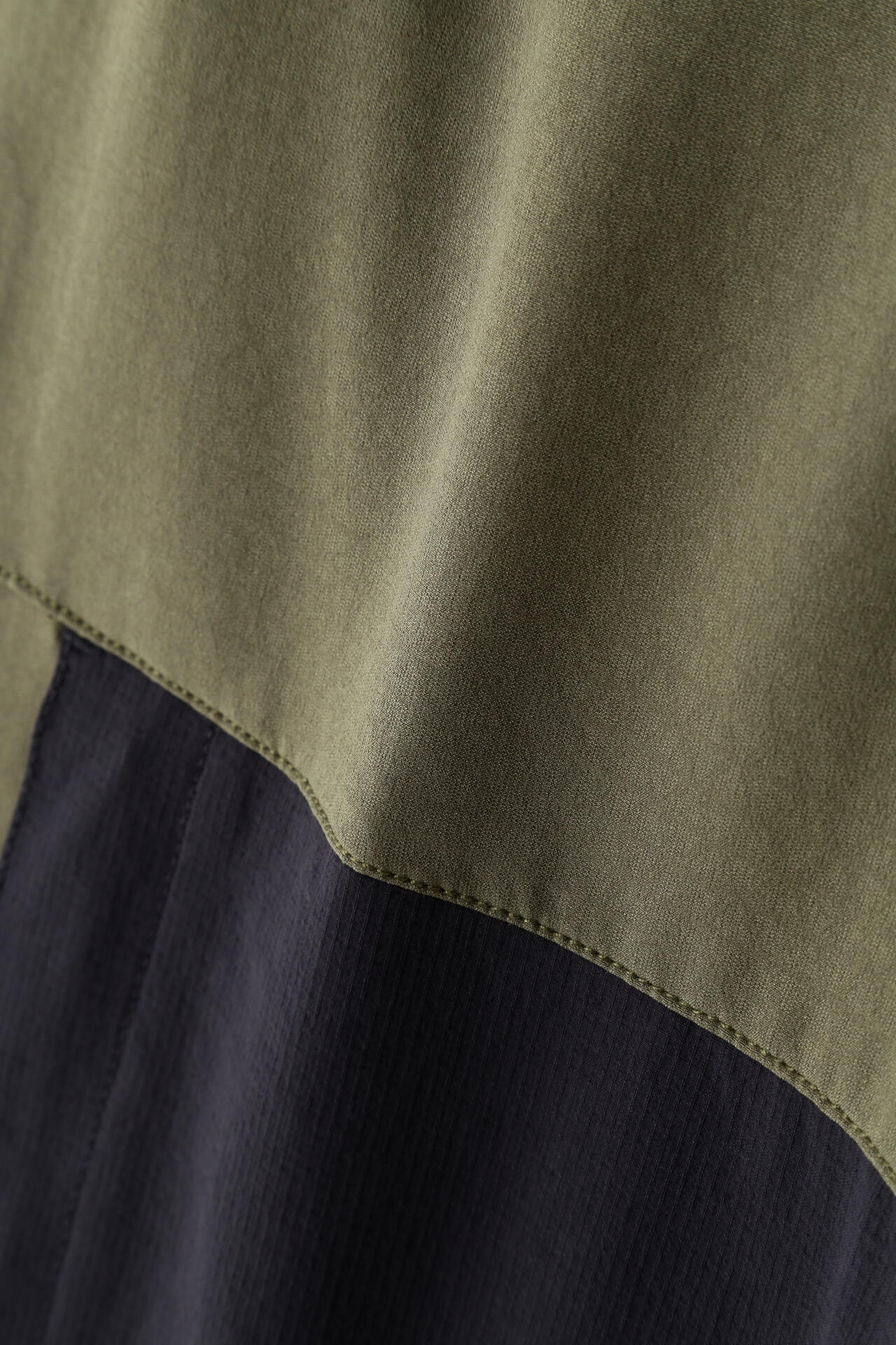 【直営店舗限定】4WAYストレッチ ジョガーパンツ (MENS)