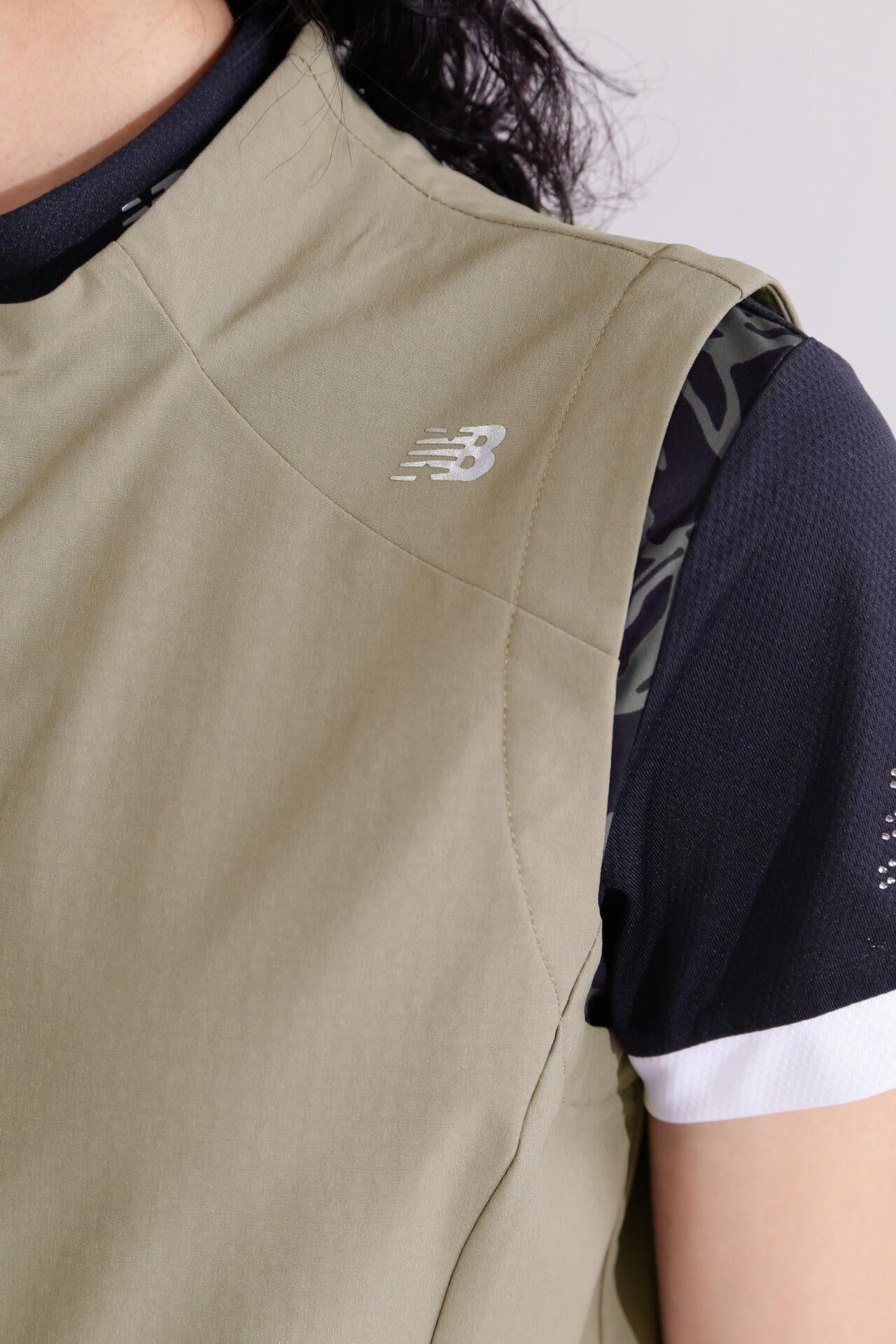 【直営店舗限定】フルジップ ウインド ベスト (WOMENS)