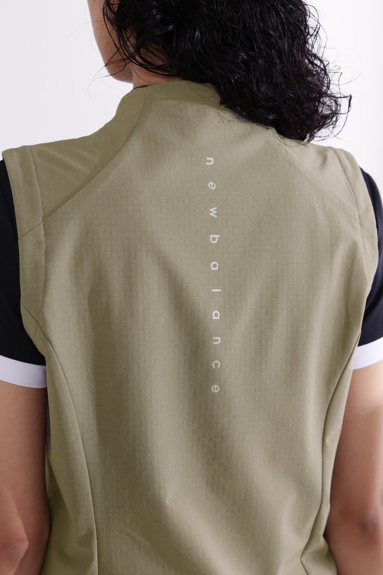 【直営店舗限定】フルジップ ウインド ベスト (WOMENS)