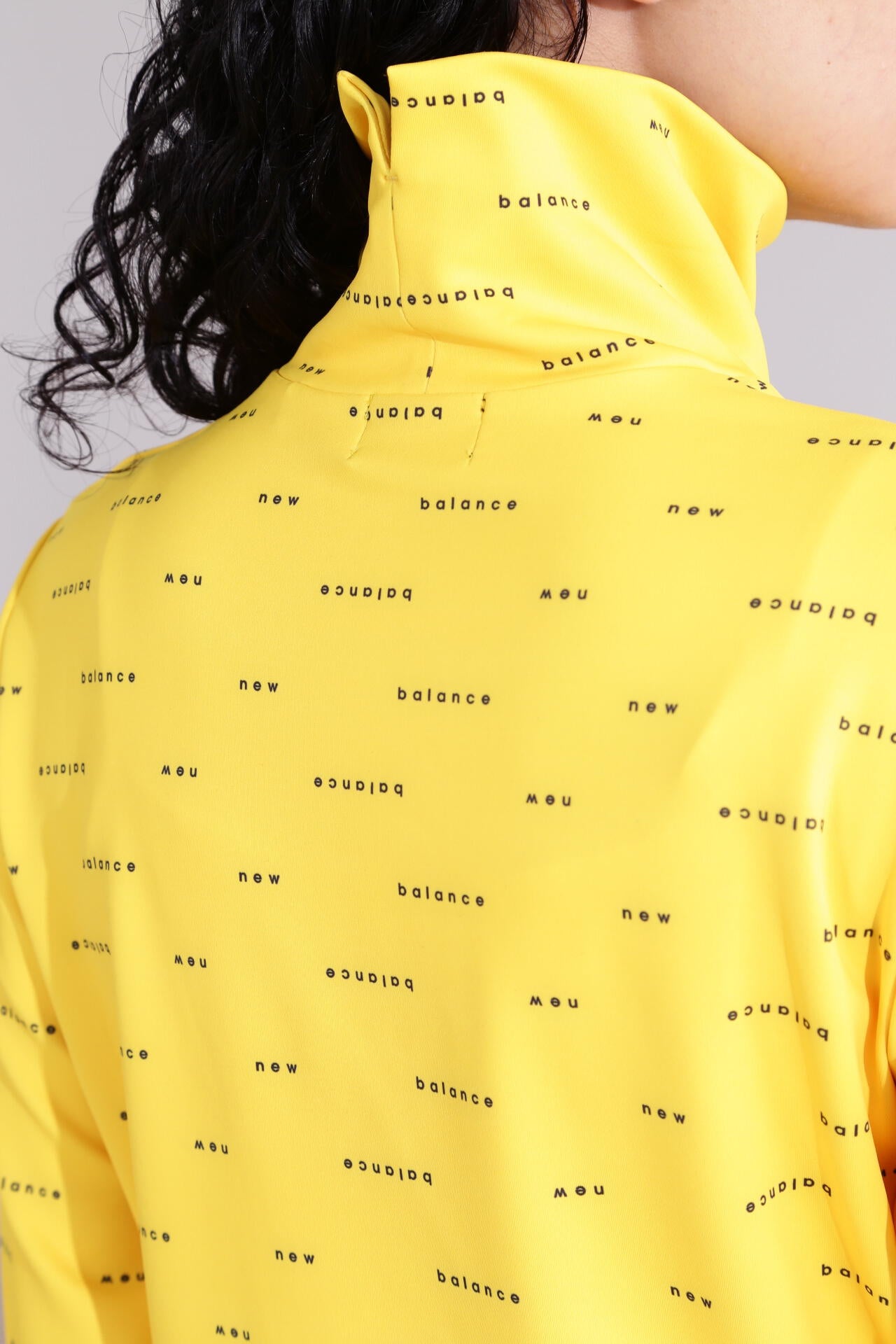 【直営店舗限定】長袖 モックネック プルオーバー (WOMENS)