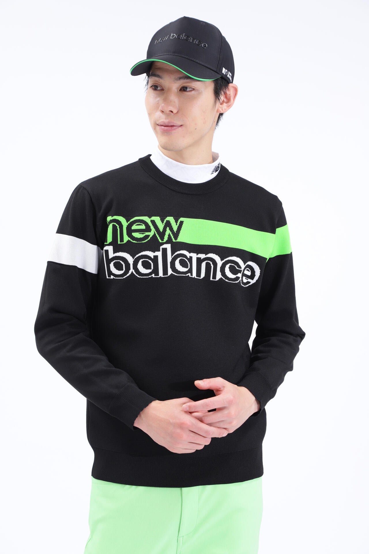 【新品】ニューバランス／クルーネックニット ロゴラッピングペーパー柄 クルーネック ニット プルオーバー (MENS