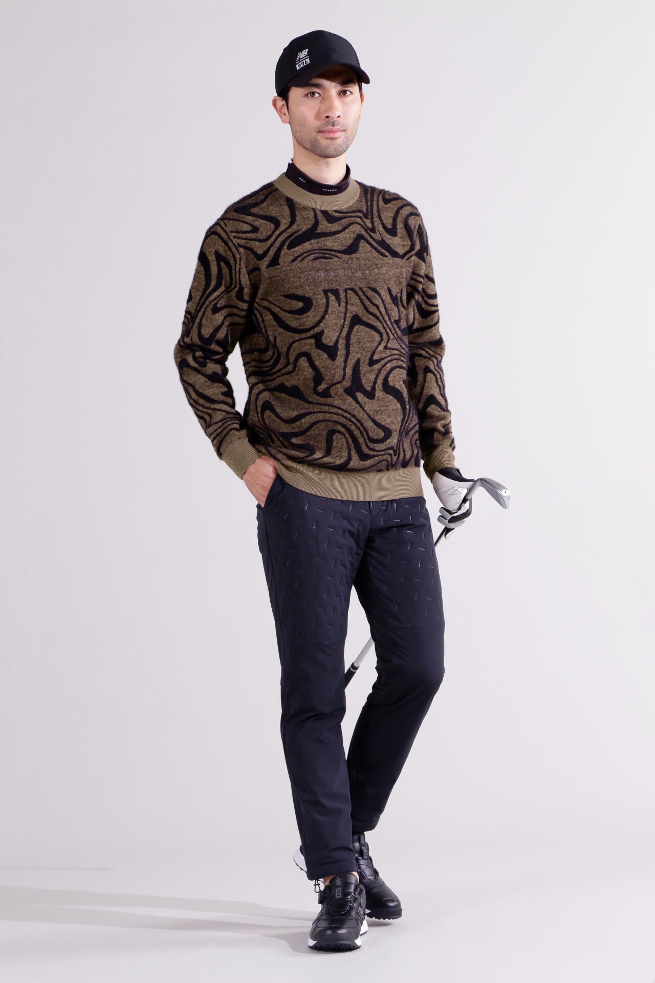 【直営店舗限定】マーブル柄 モックネック ニット プルオーバー (MENS)