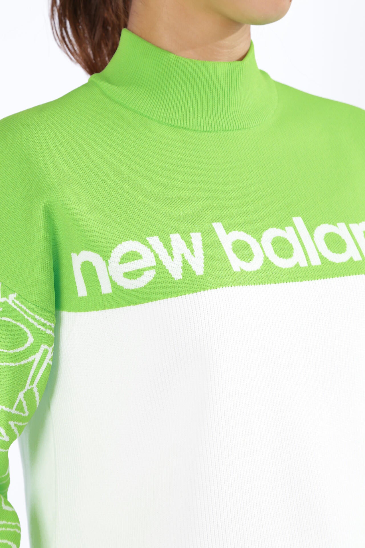 スタンディングロゴ モックネック ニット プルオーバー (WOMENS SPORT