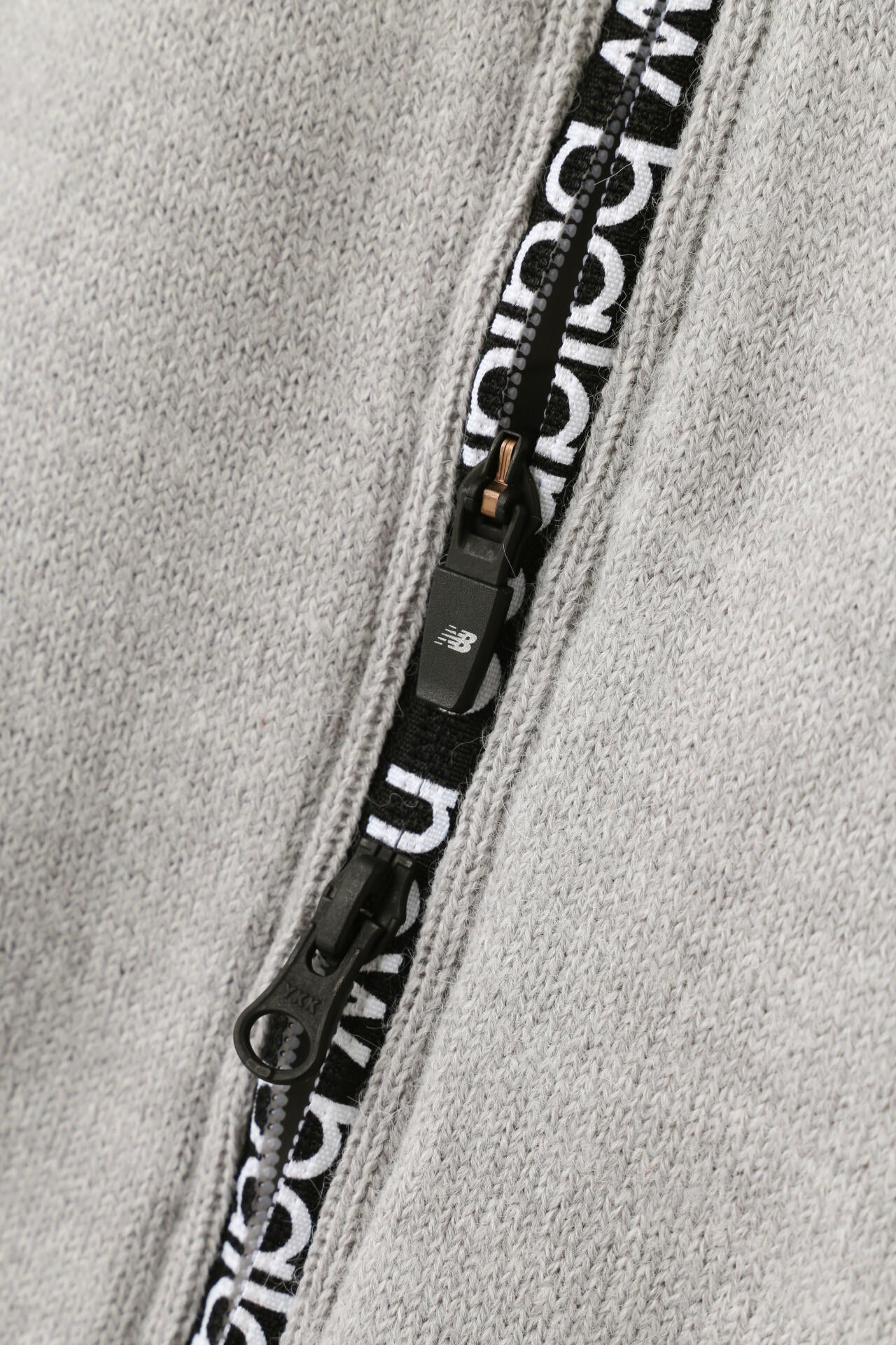 ボーダー×スパイダーウェブ 蓄熱保温 フルジップ ニット ブルゾン (MENS SPORT)