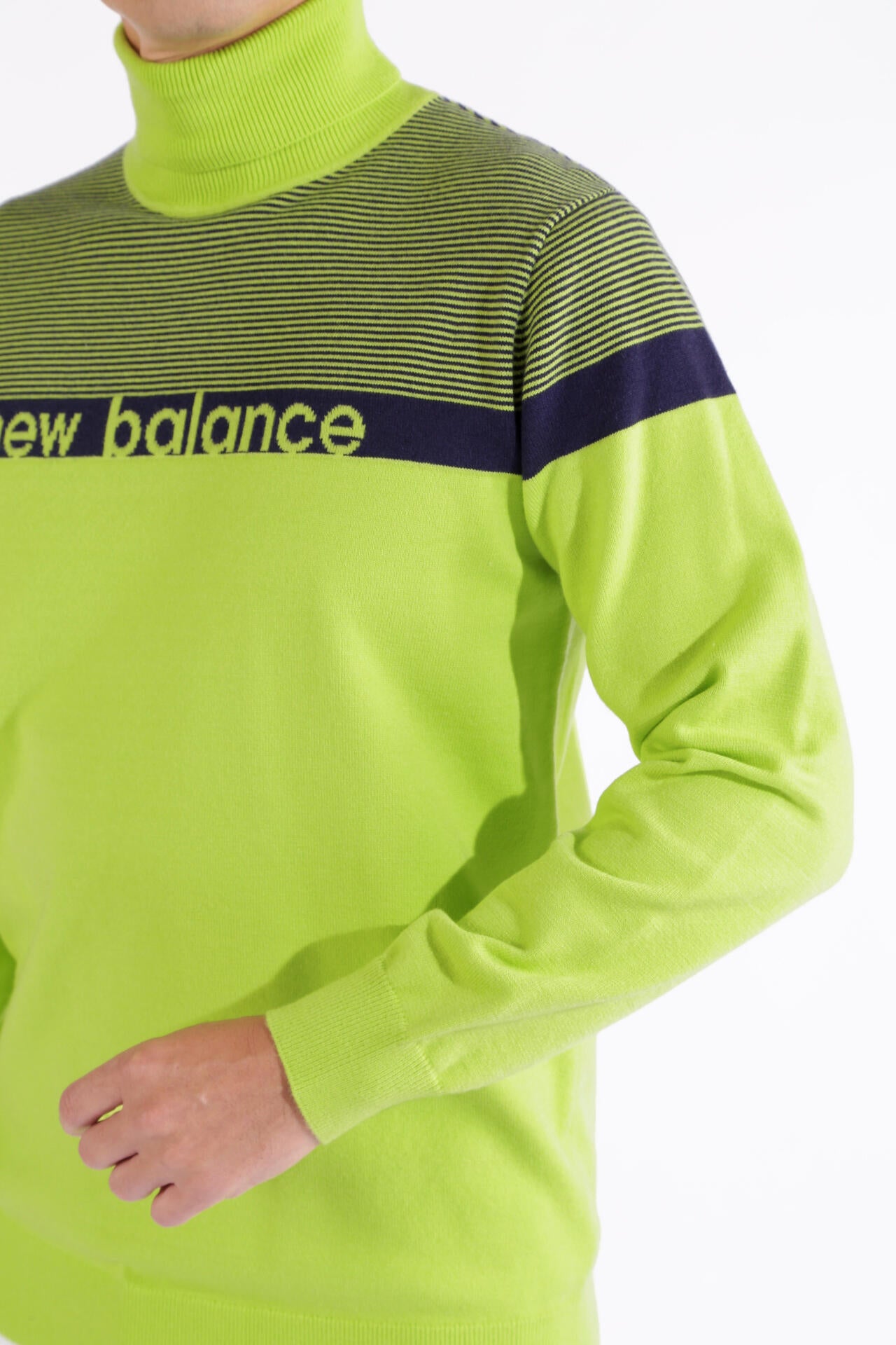 蓄熱保温 タートルネック ニット プルオーバー (MENS WORLD)