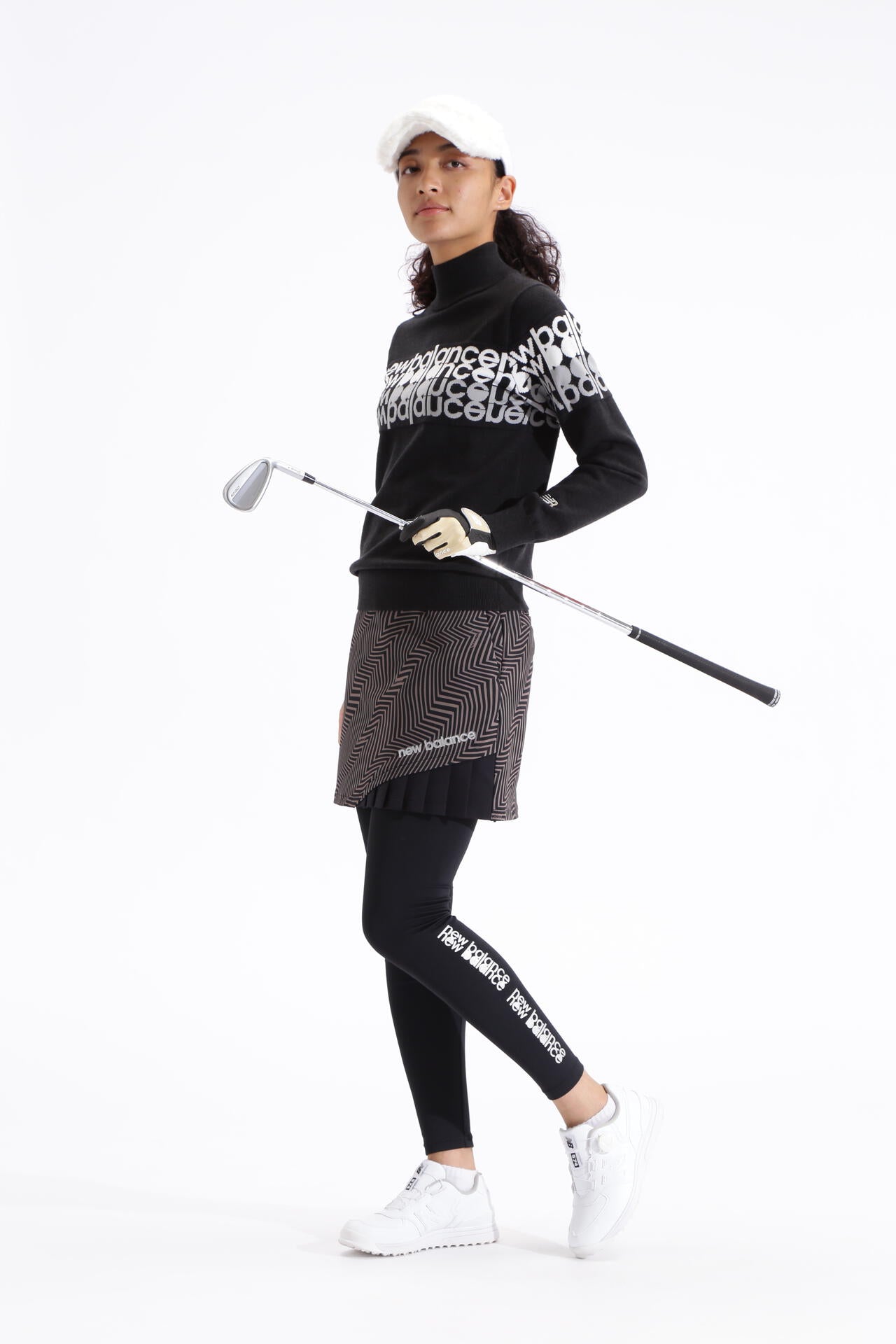 極美品・23AW✨ニューバランスゴルフ　ハイネックニット　遠赤外線蓄熱保温　L位 遠赤外線蓄熱保温 タイプライターロゴ ハイネック ニット プルオーバー