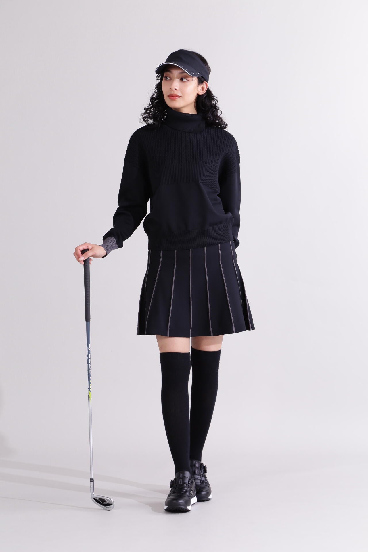 【直営店舗限定】タートルネック ニット プルオーバー (WOMENS)