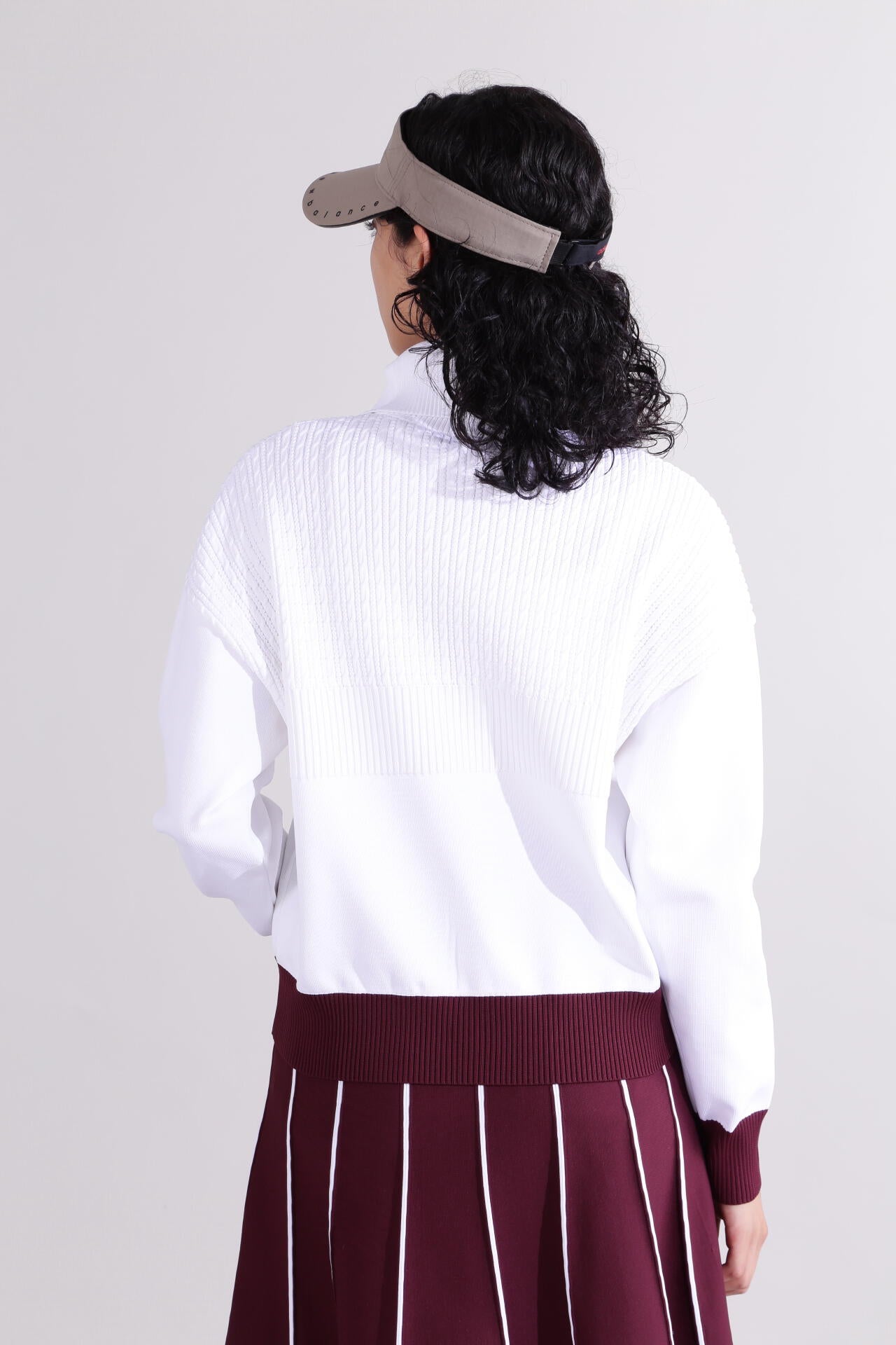 【直営店舗限定】タートルネック ニット プルオーバー (WOMENS)