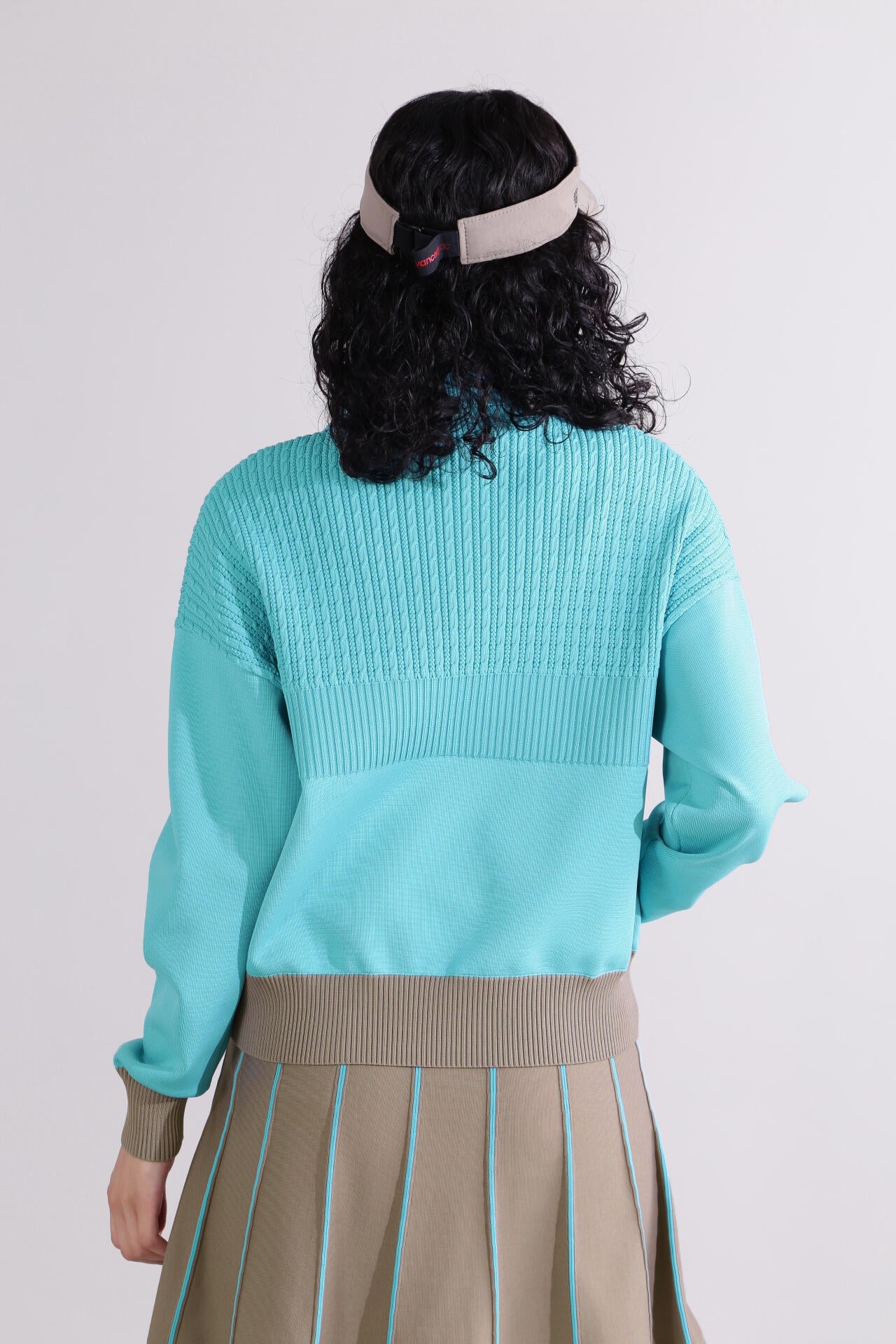 【直営店舗限定】タートルネック ニット プルオーバー (WOMENS)