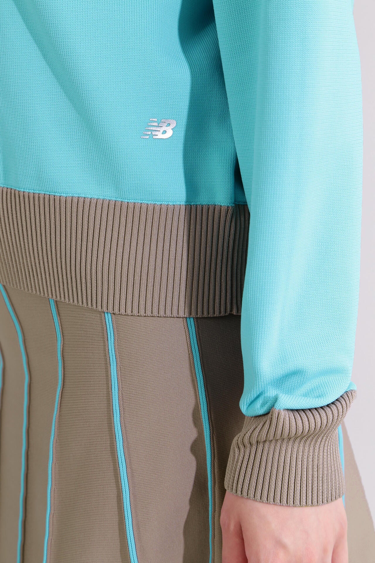 直営店舗限定】タートルネック ニット プルオーバー (WOMENS) | new