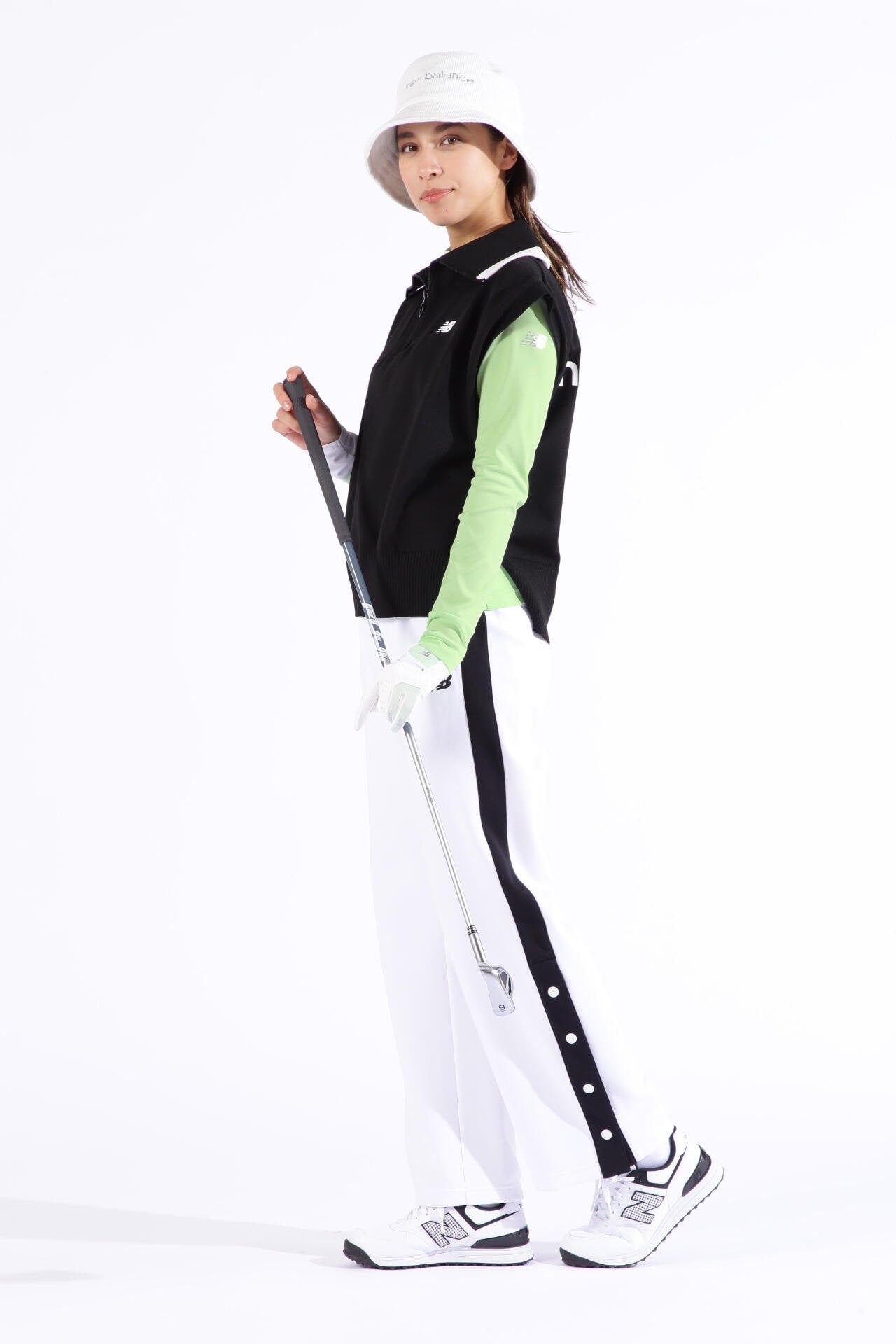 【ホワイト】保形性 ストレッチ 長袖 モックネック プルオーバー (WOMENS) New Balance Golf｜長袖 モックネック プルオーバー (WOMENS