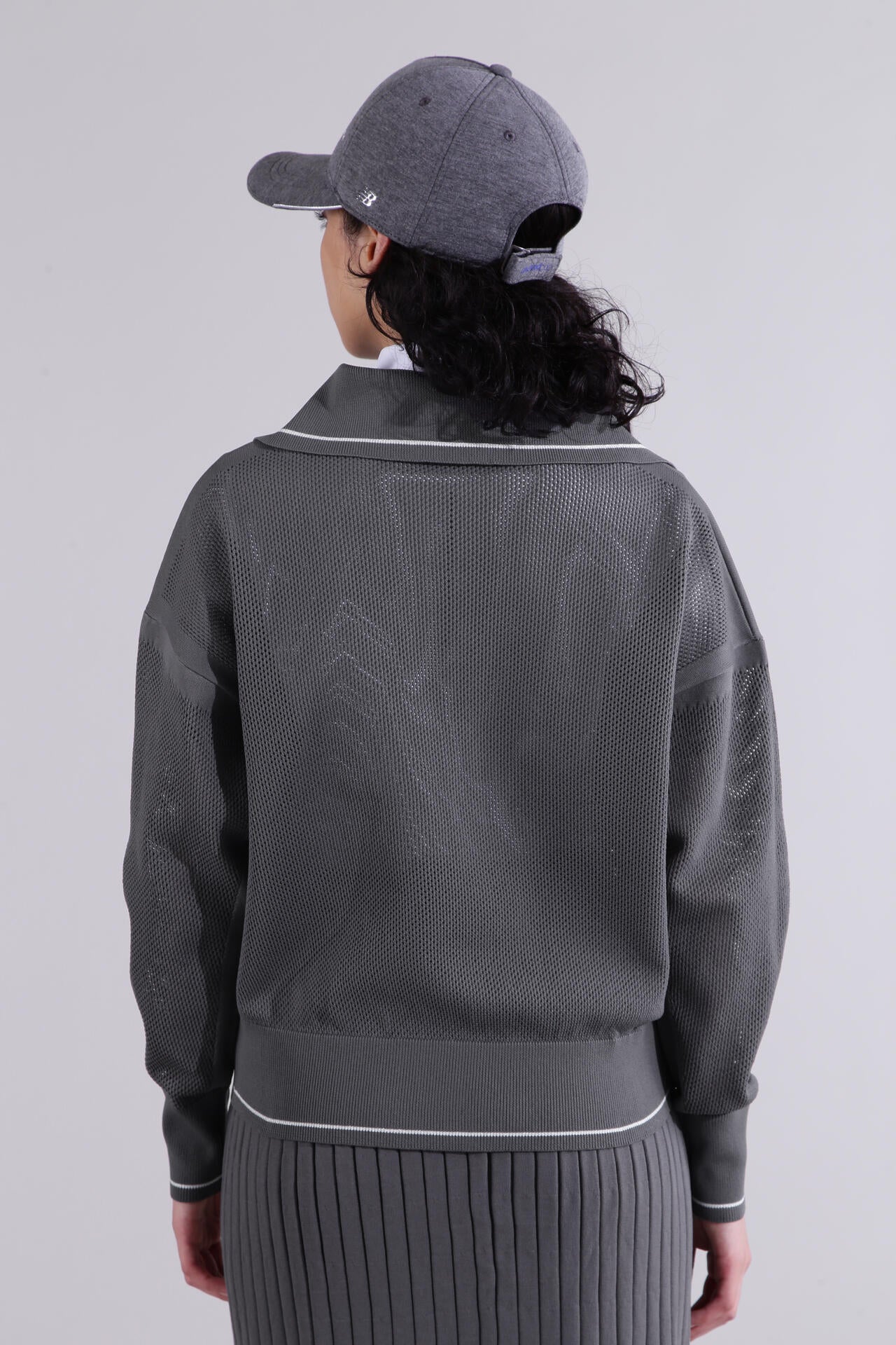 【グレー1】オープンカラー ニット プルオーバー (WOMENS) 直営店舗限定】オープンカラー ニット プルオーバー (WOMENS) | new