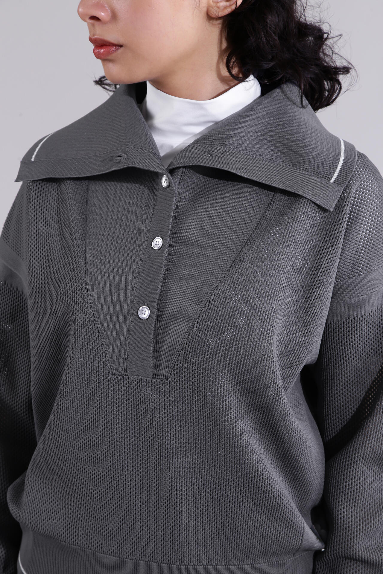 【グレー1】オープンカラー ニット プルオーバー (WOMENS) 直営店舗限定】オープンカラー ニット プルオーバー (WOMENS) | new