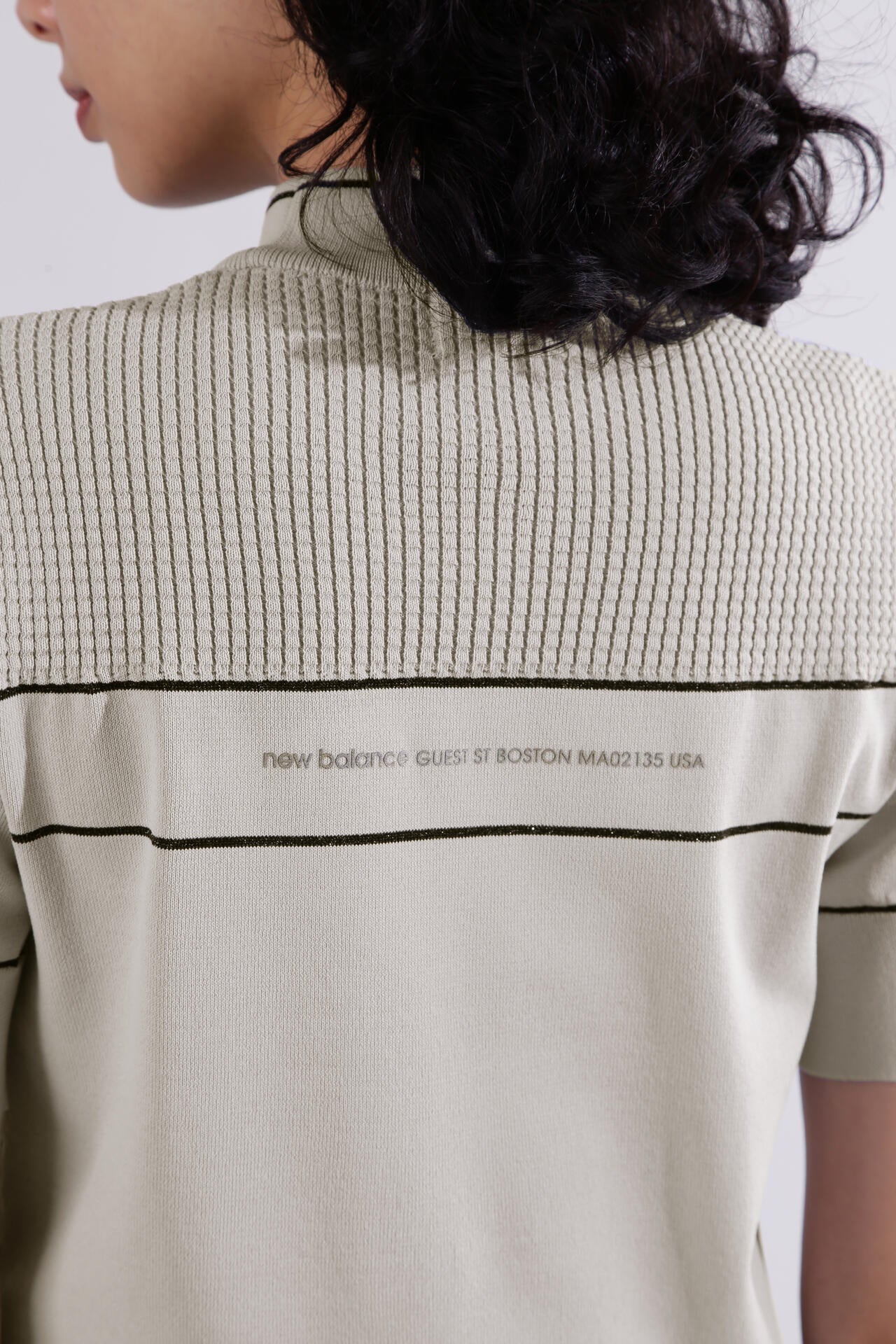 【直営店舗限定】ハーフスリーブ モックネック ニット プルオーバー (WOMENS)