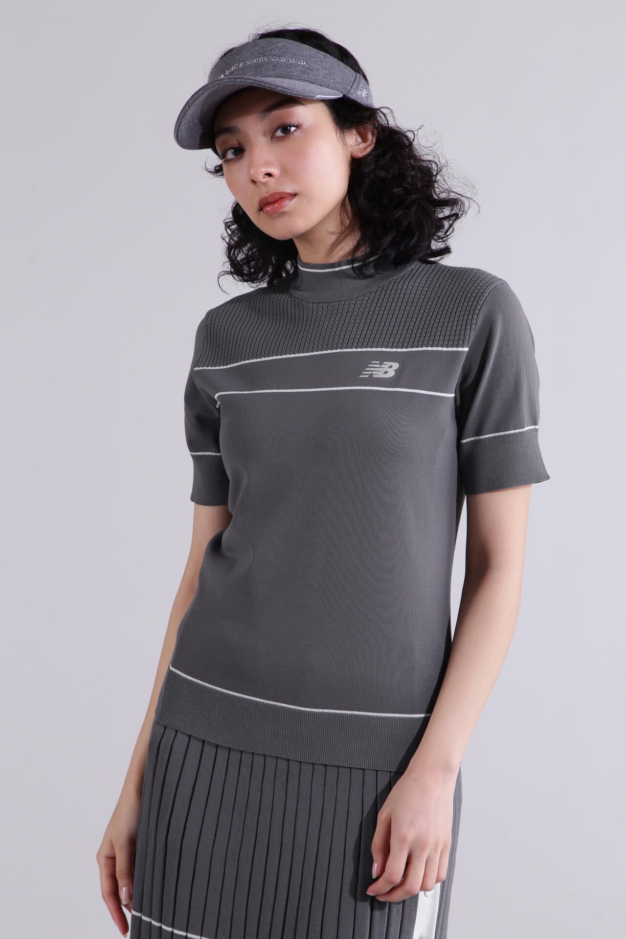 【直営店舗限定】ハーフスリーブ モックネック ニット プルオーバー (WOMENS)