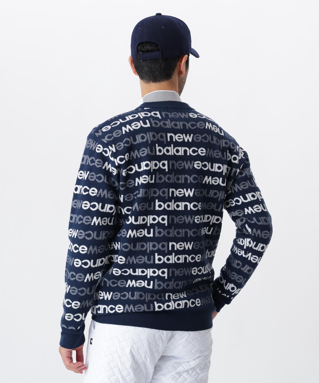 アップサイドダウンロゴボーダー 吸湿発熱 クルーネック ニット プル