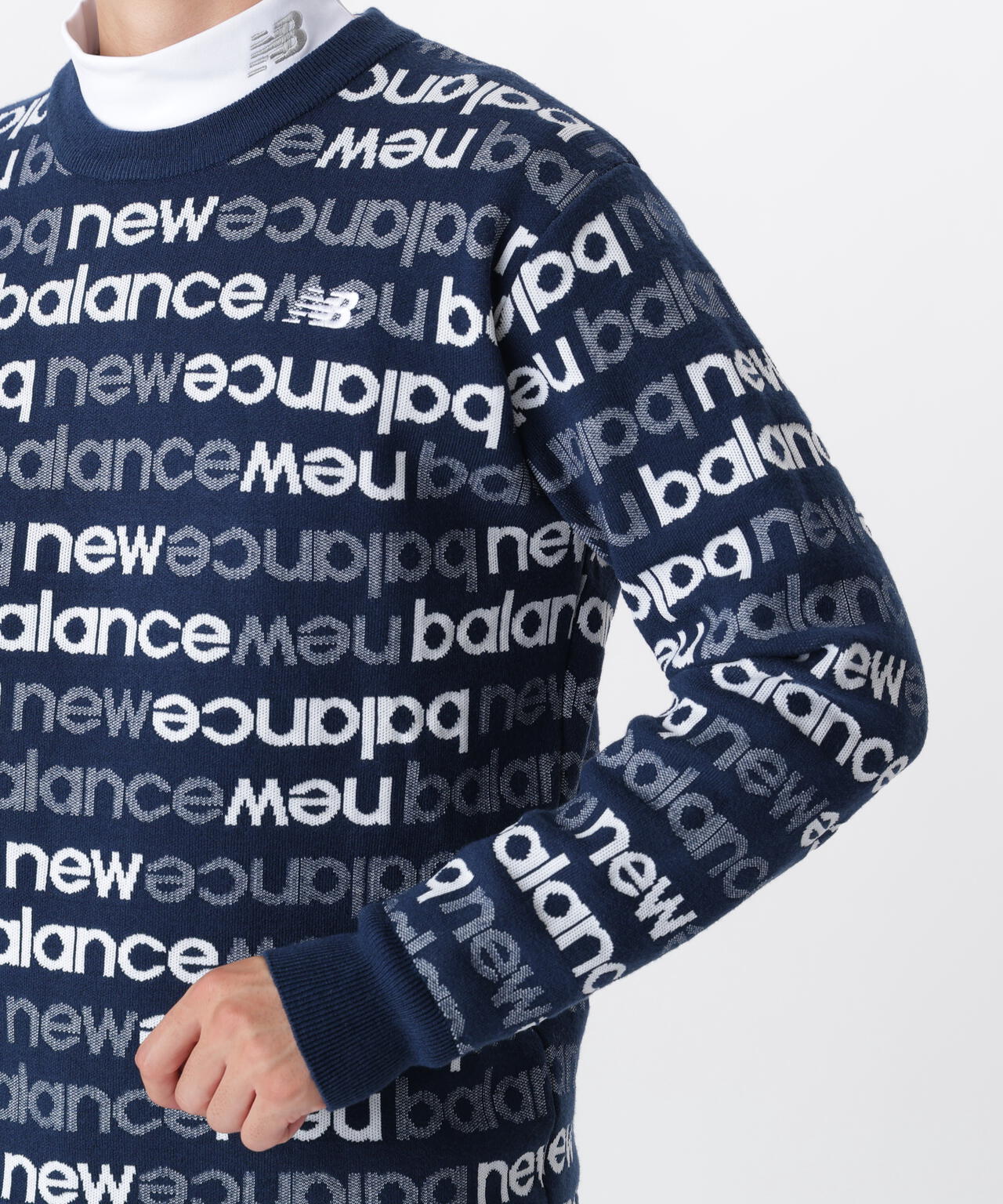 アップサイドダウンロゴボーダー 吸湿発熱 クルーネック ニット プル