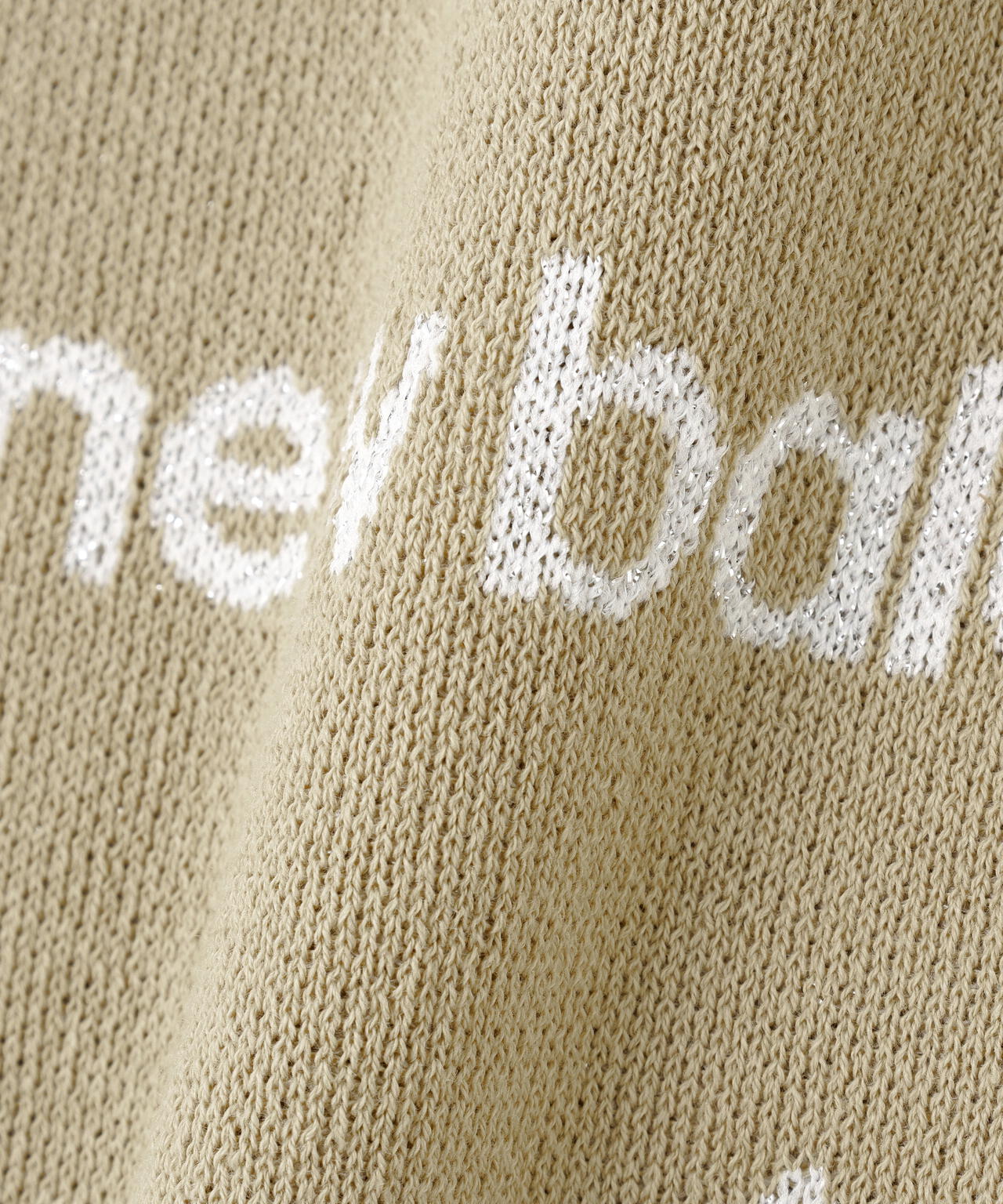 ロゴラッピングペーパー柄 クルーネック ニット プルオーバー (WOMENS)