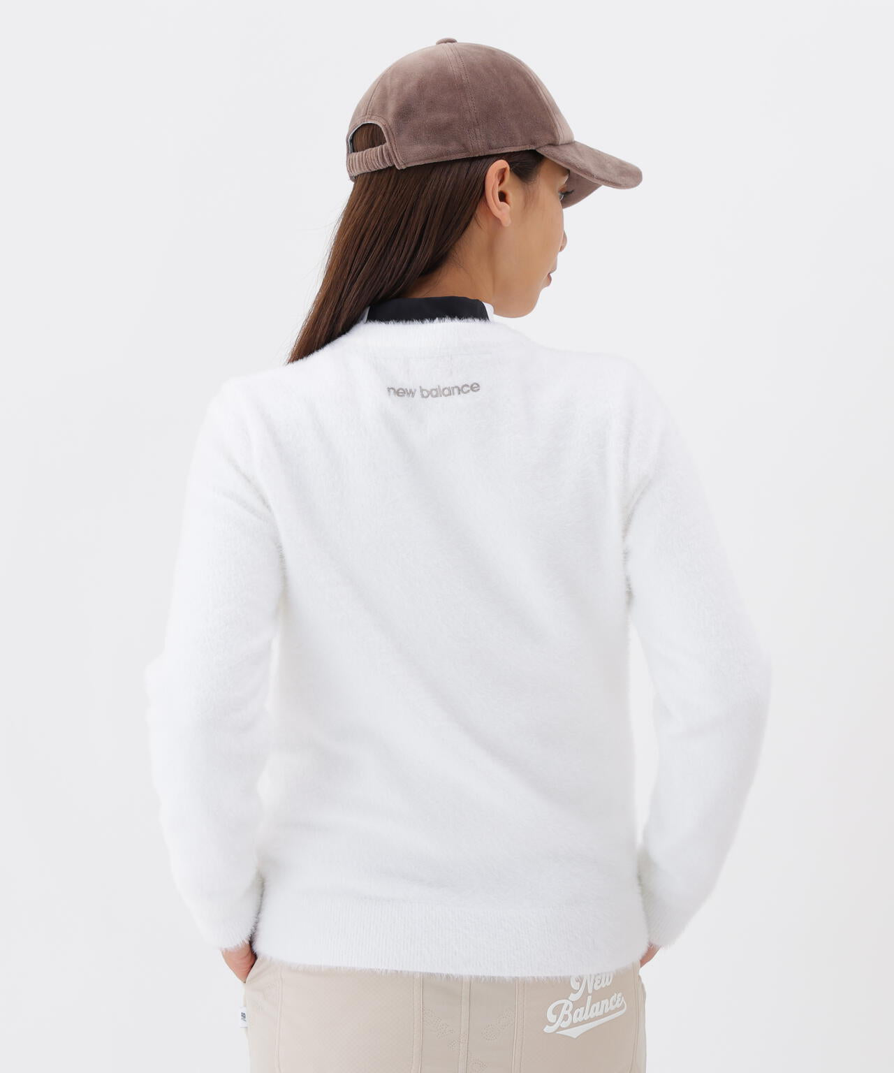 スクリプトロゴ フェザーヤーン クルーネック ニット プルオーバー (WOMENS)