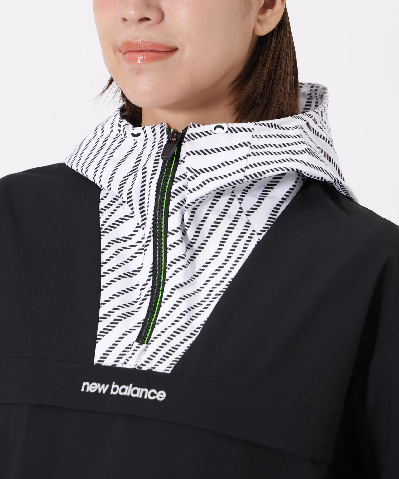 袖脱着 2WAY ハーフジップ プルオーバー フーディー (WOMENS)