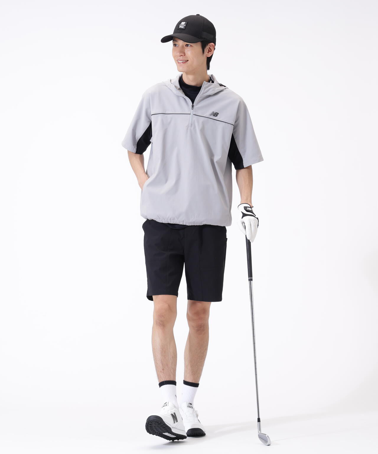 Height: 185cm    Chest: 81cm   Waist: 68cm　Hips: 90cm 着用サイズ：5