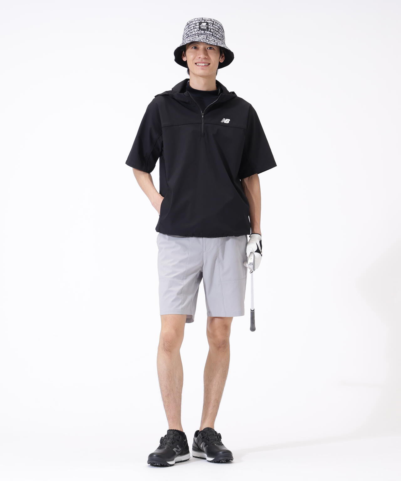 Height: 185cm    Chest: 81cm   Waist: 68cm　Hips: 90cm 着用サイズ：5