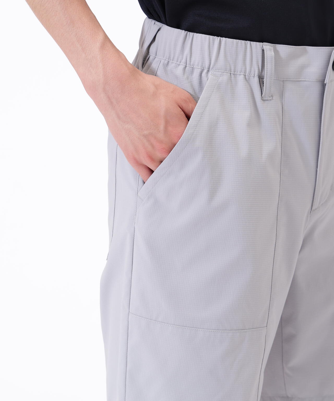 Height: 185cm    Chest: 81cm   Waist: 68cm　Hips: 90cm 着用サイズ：5