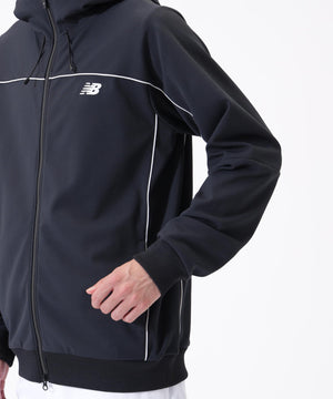 Height: 185cm    Chest: 81cm   Waist: 68cm　Hips: 90cm 着用サイズ：5