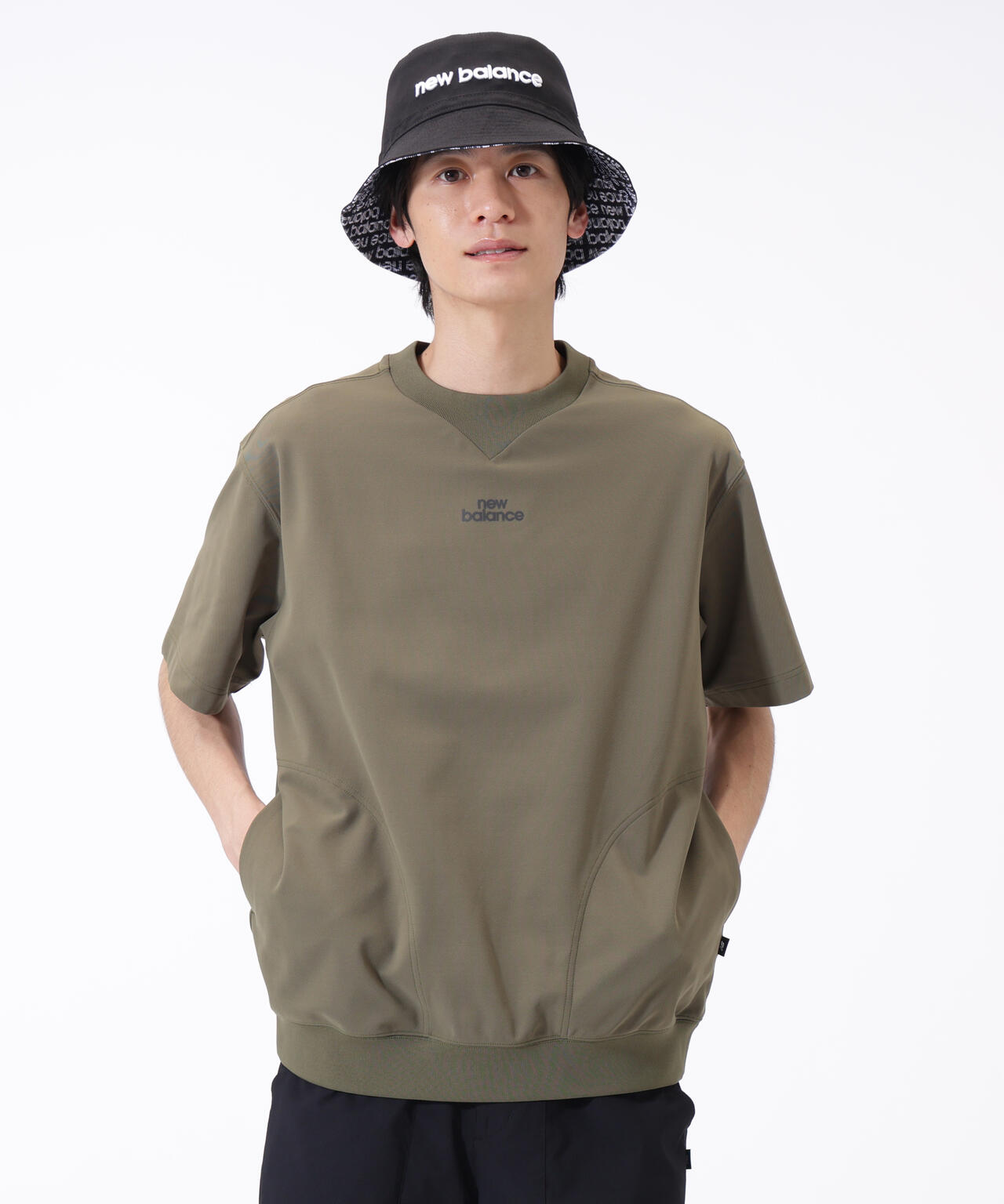 Height: 185cm    Chest: 81cm   Waist: 68cm　Hips: 90cm 着用サイズ：5