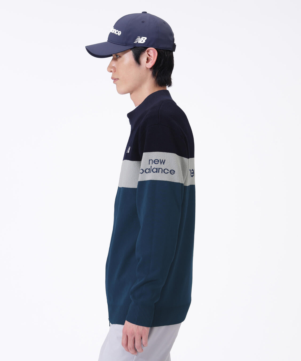 Height: 185cm    Chest: 81cm   Waist: 68cm　Hips: 90cm 着用サイズ：5