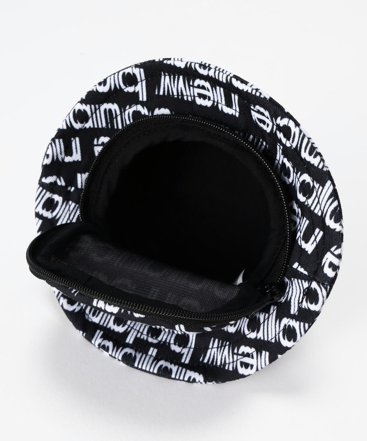 バケットハット型 チョークバッグ (UNISEX)