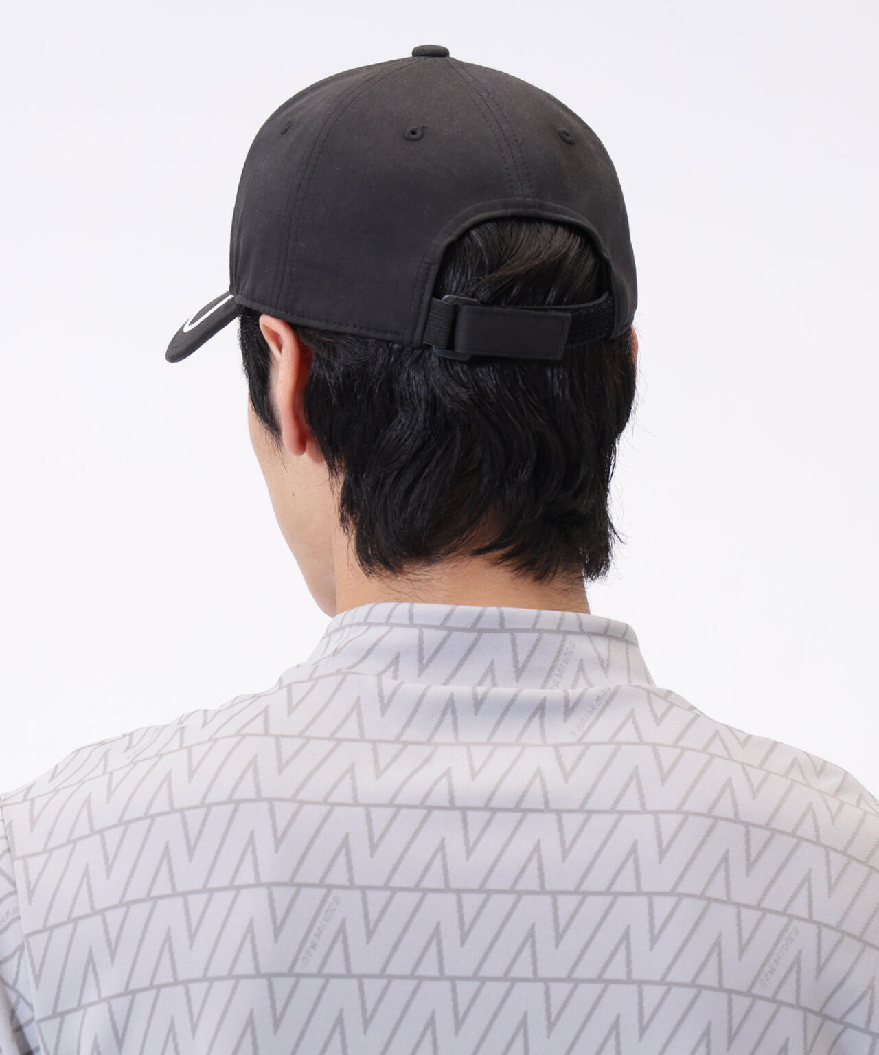 Height: 185cm    Chest: 81cm   Waist: 68cm　Hips: 90cm 着用サイズ：FR