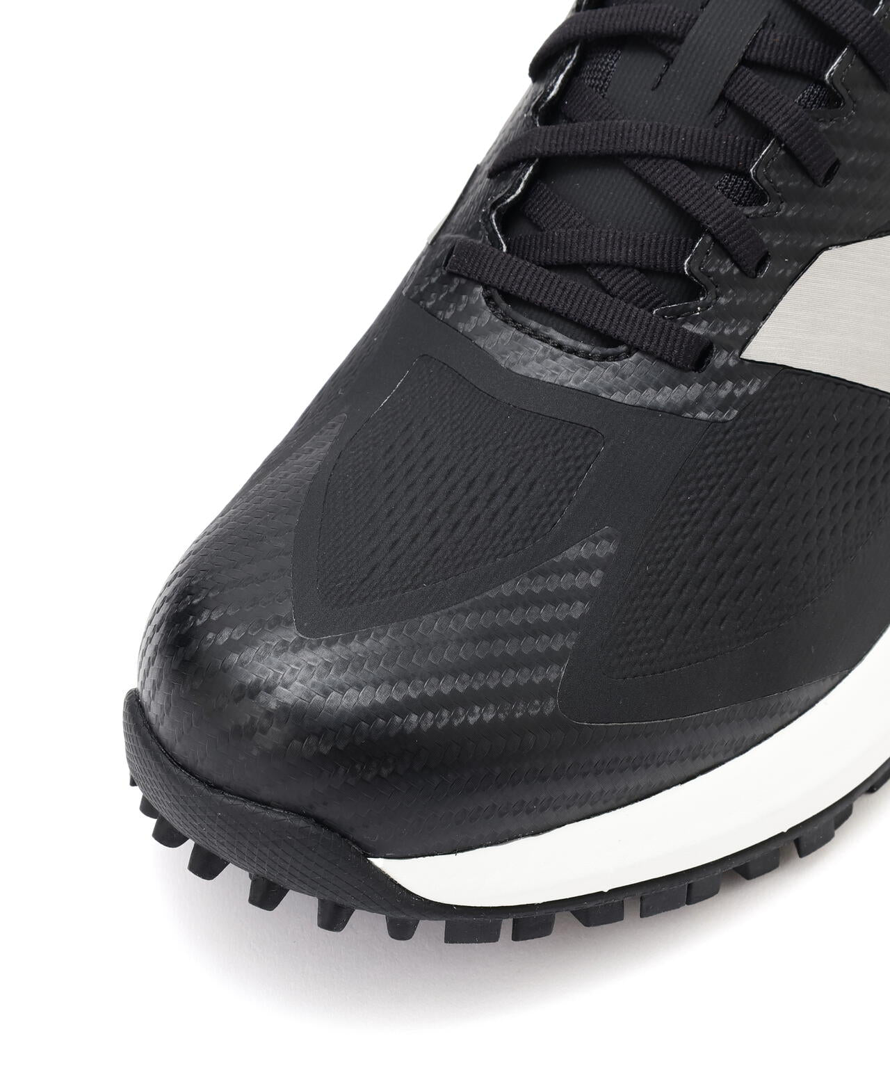 UG1001E スパイクレスシューズ (UNISEX)