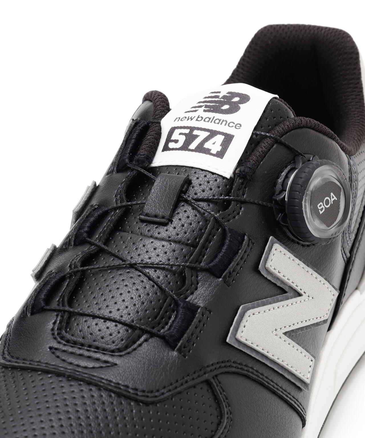 UG574BK スパイクレスシューズ (UNISEX)