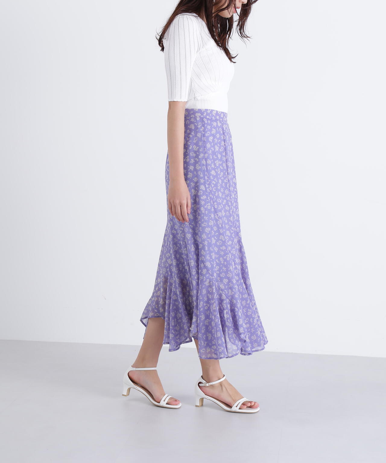 エスカルゴ花柄シフォンスカート
