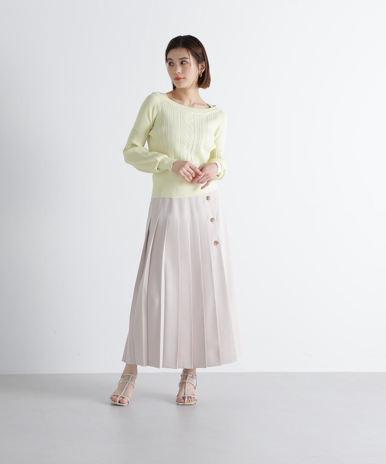 アシメプリーツボタンスカート