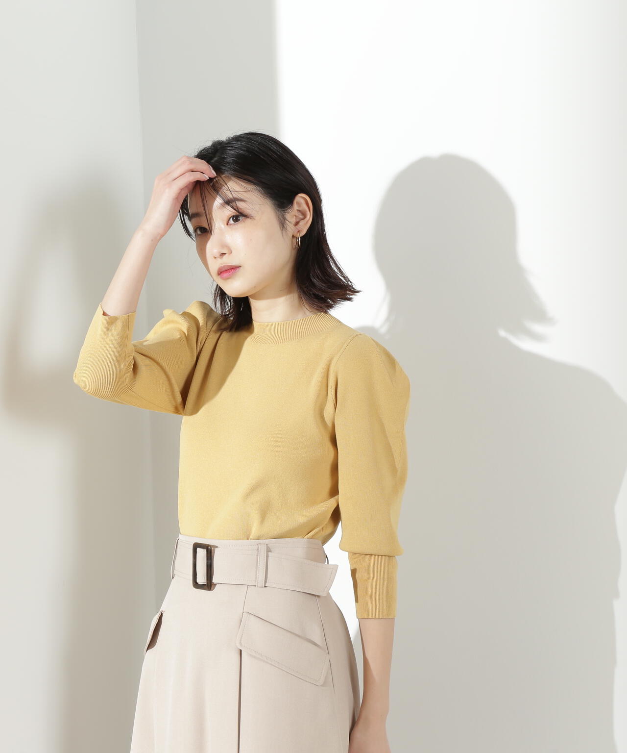 フォルムスリーブニット