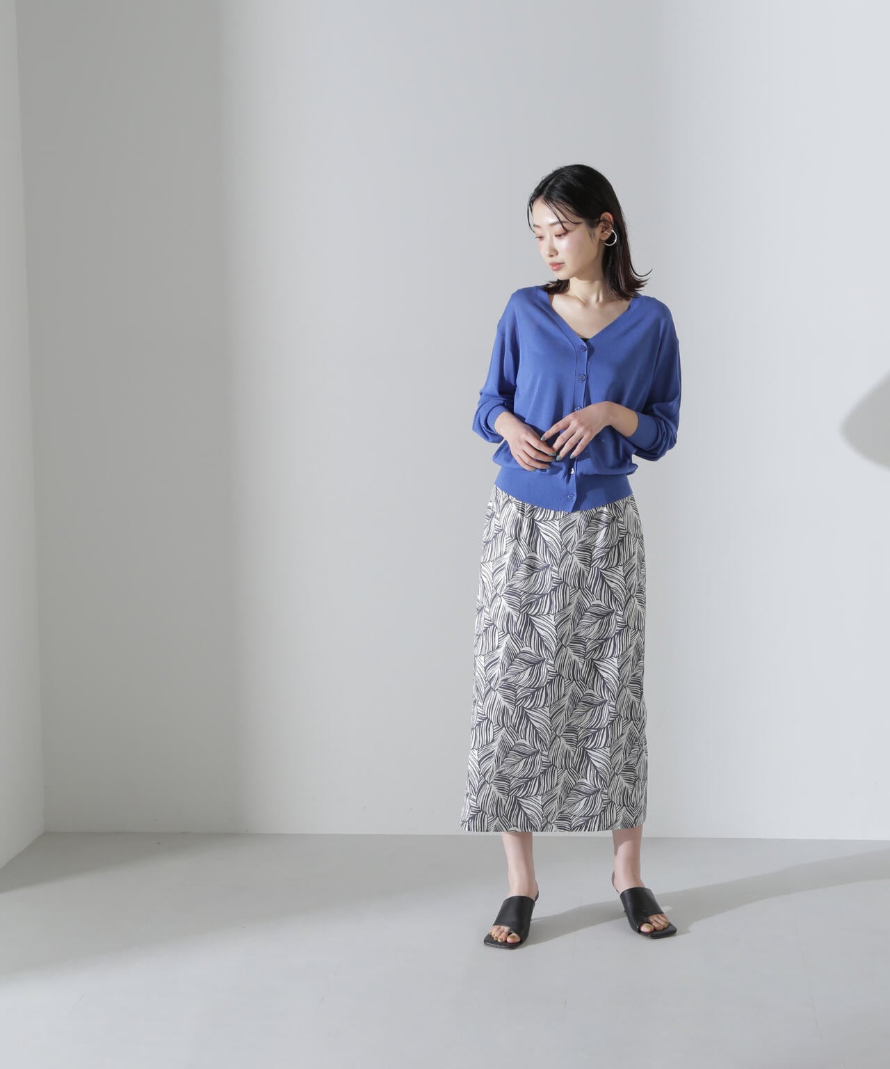 ボクシーシアーカーディガン