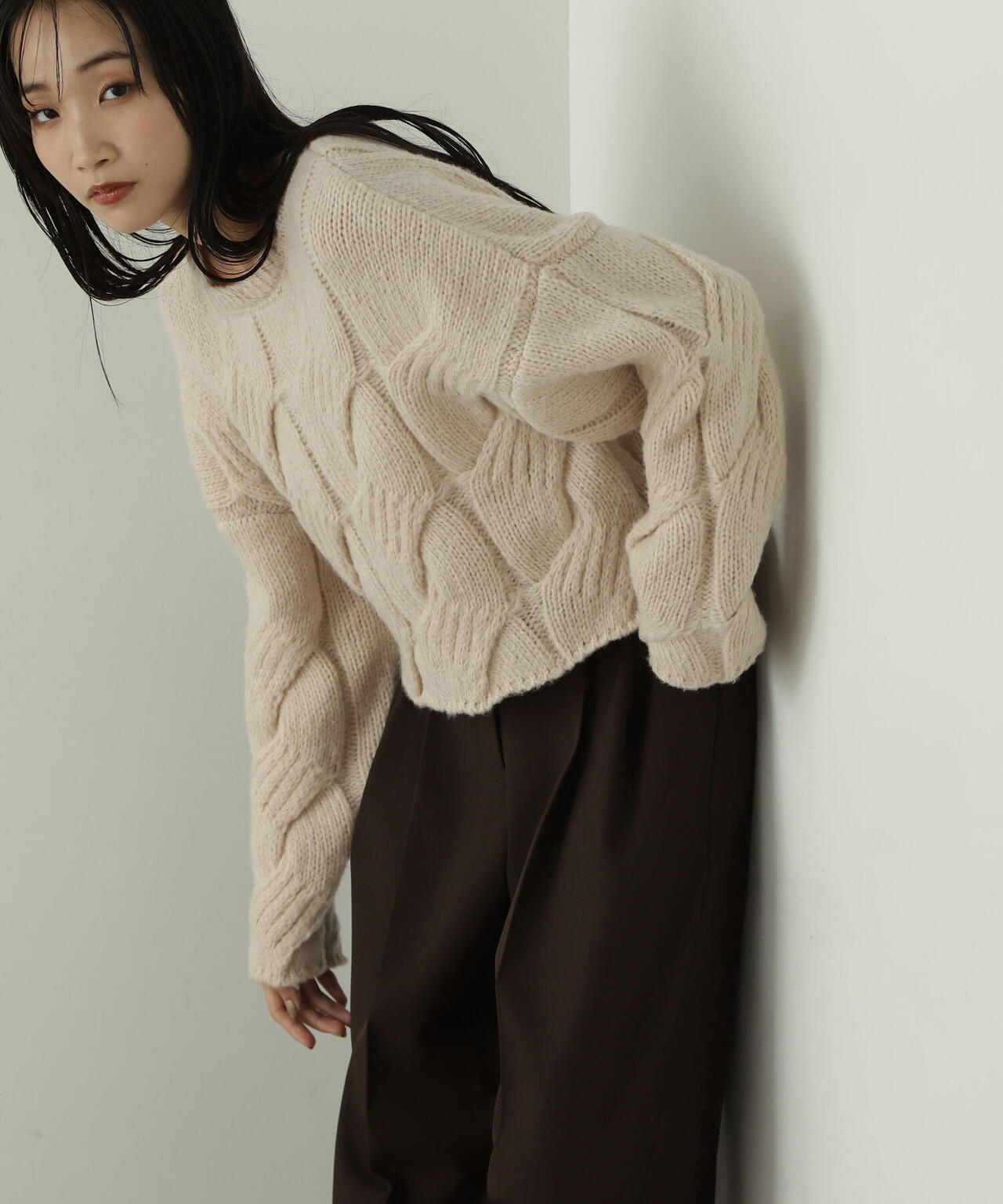 クロップドケーブルニット | NATURAL BEAUTY BASIC（ナチュラル