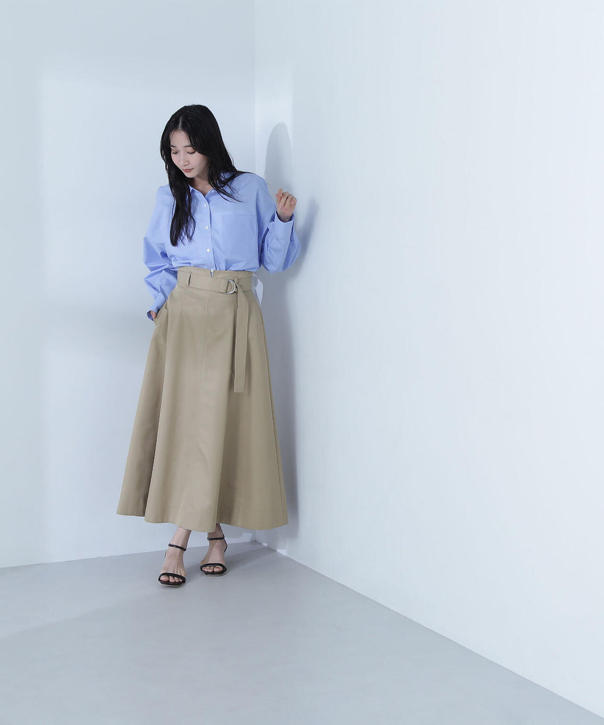 ベルテッドフォルムフレアスカート | NATURAL BEAUTY BASIC  