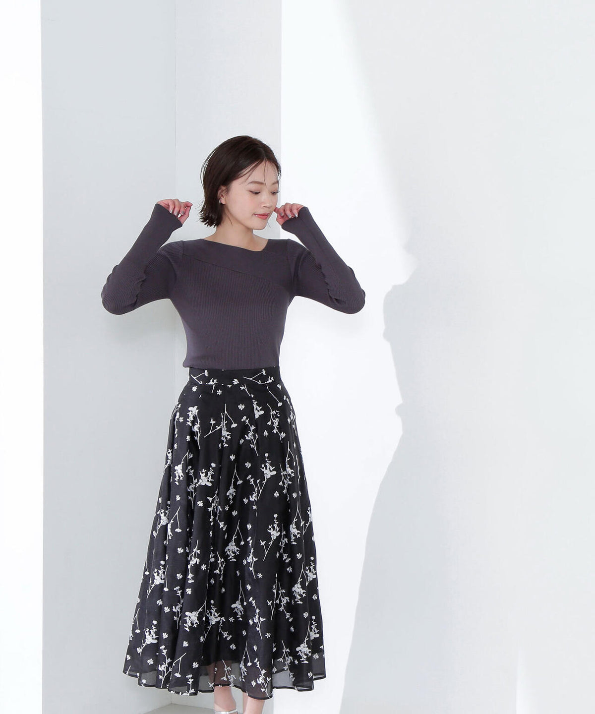 2.6万新品タグ付き NATURAL BEAUTY フラワーレースフレアスカート 