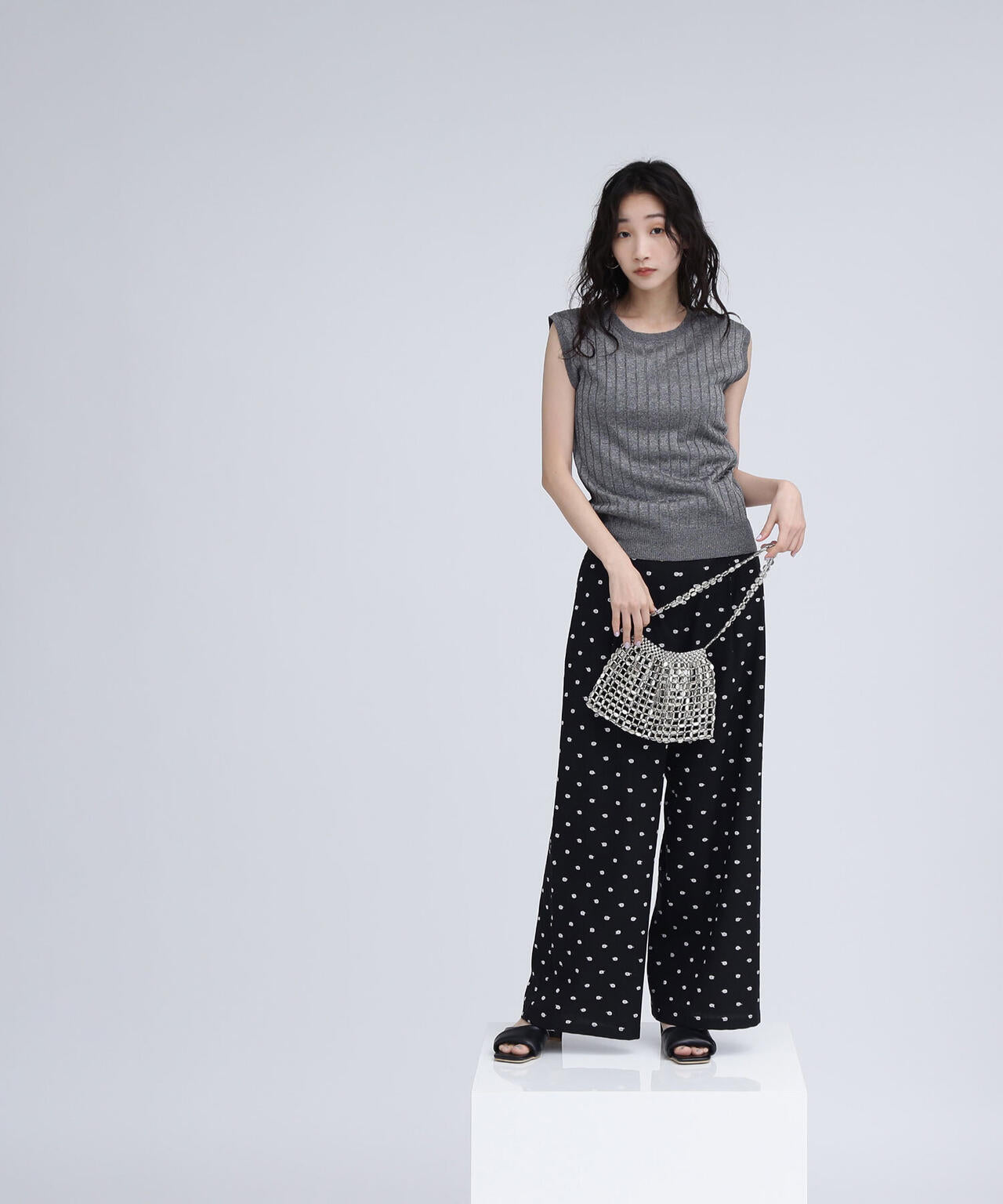 【BLANC】ドット刺繍パンツ*